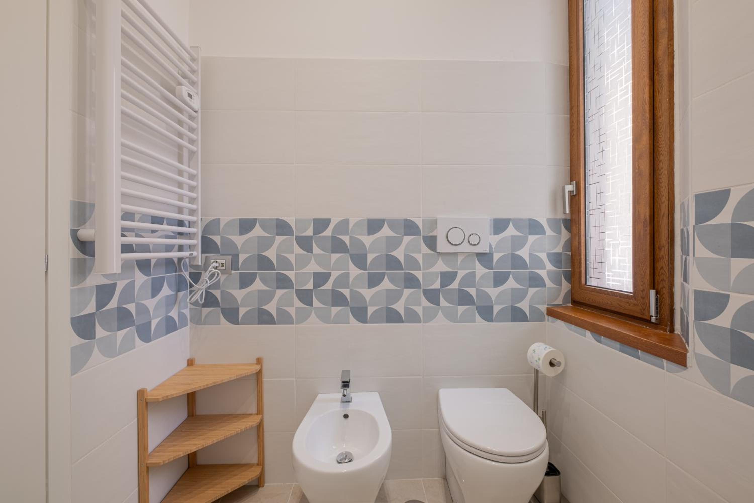 Twin Room with Private Bathroom photo 3