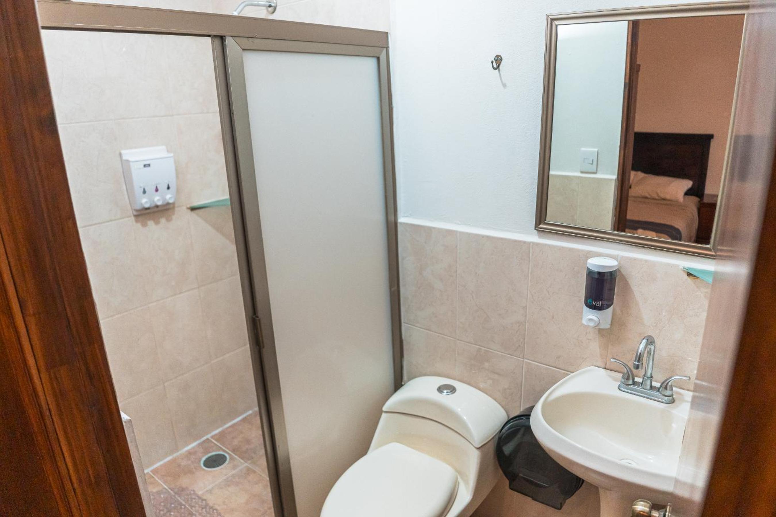 Classic Triple Room photo 2