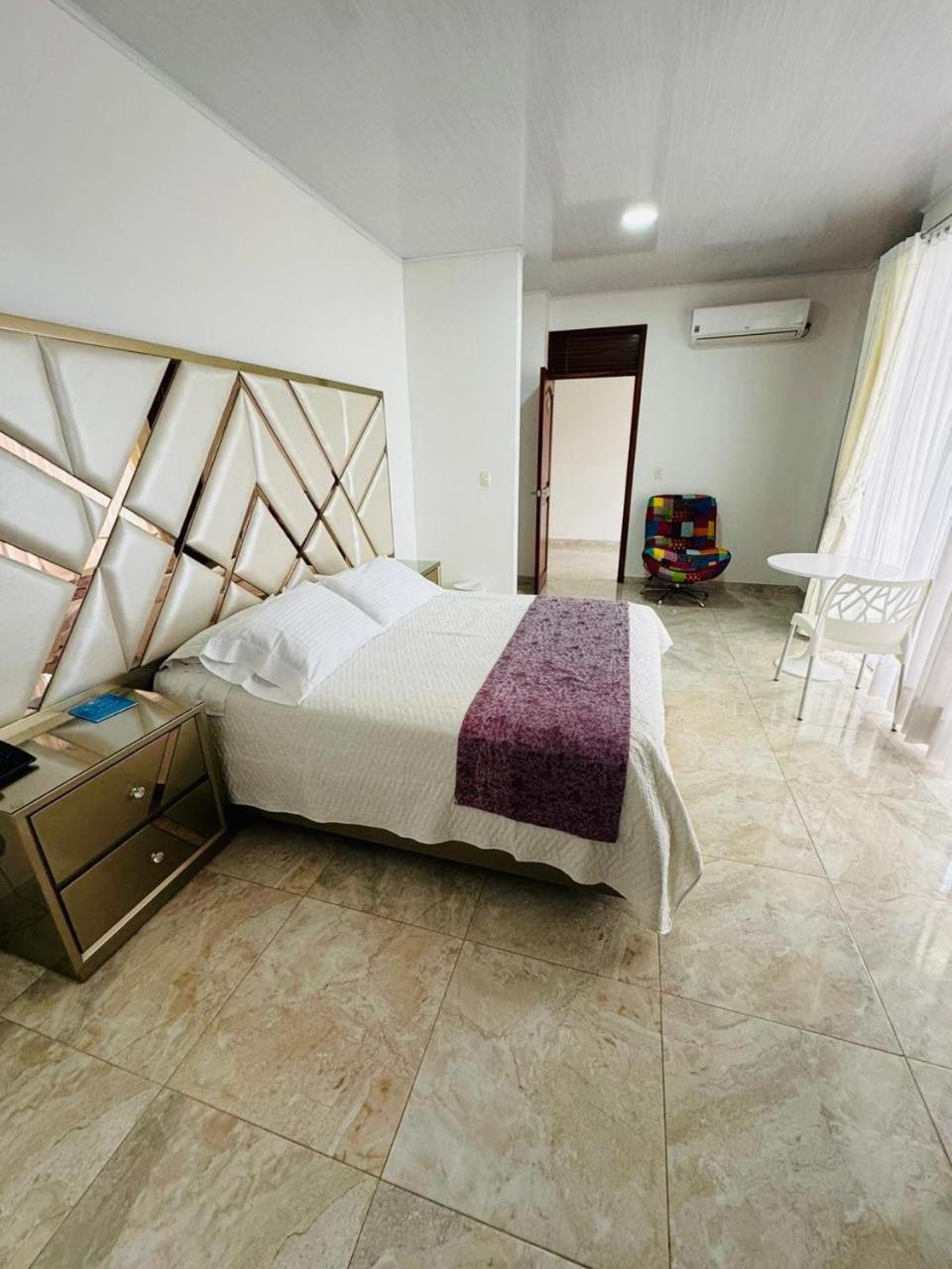 Deluxe Suite With Spa Bath