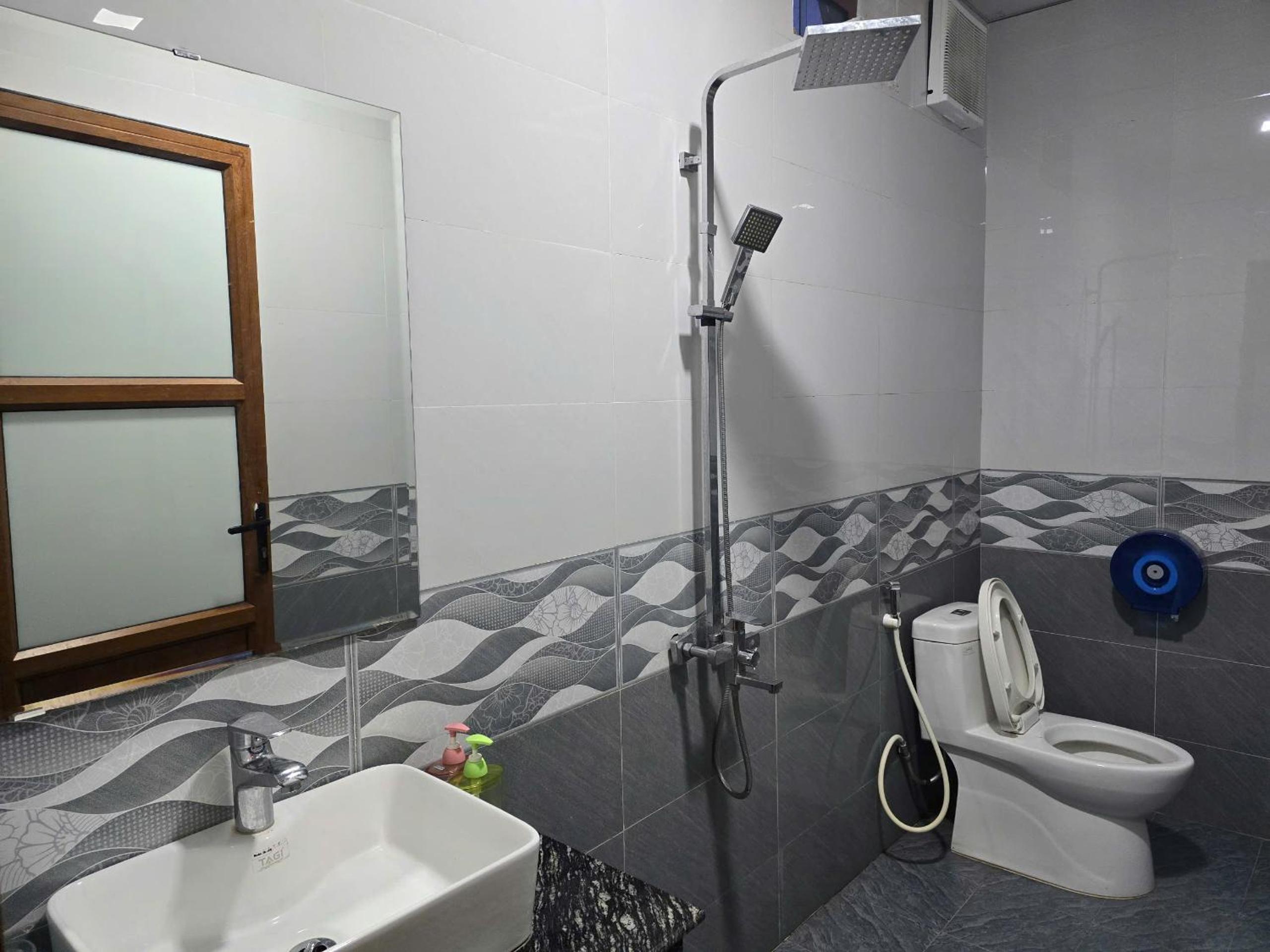 Mixed Dormitory Room photo 2