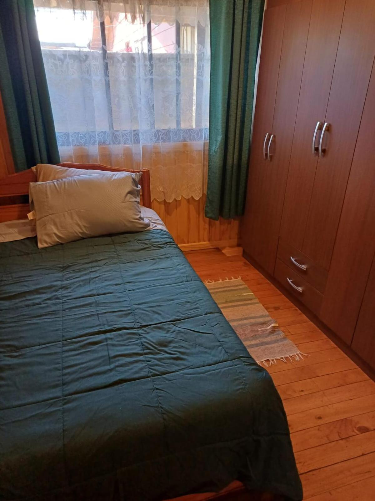 Double Room with Shared Bathroom photo 3