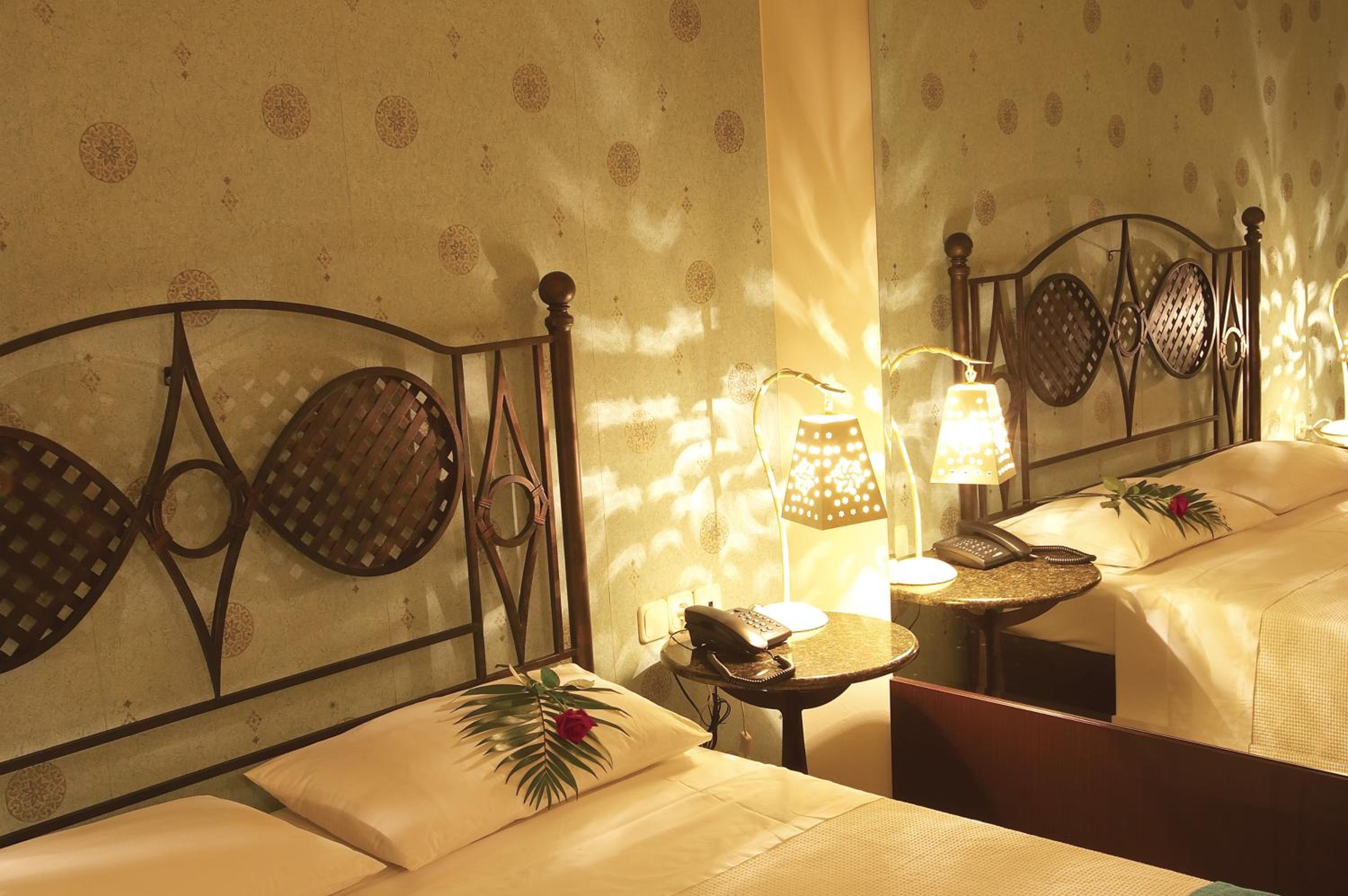 Double or Twin Room - Photo 7