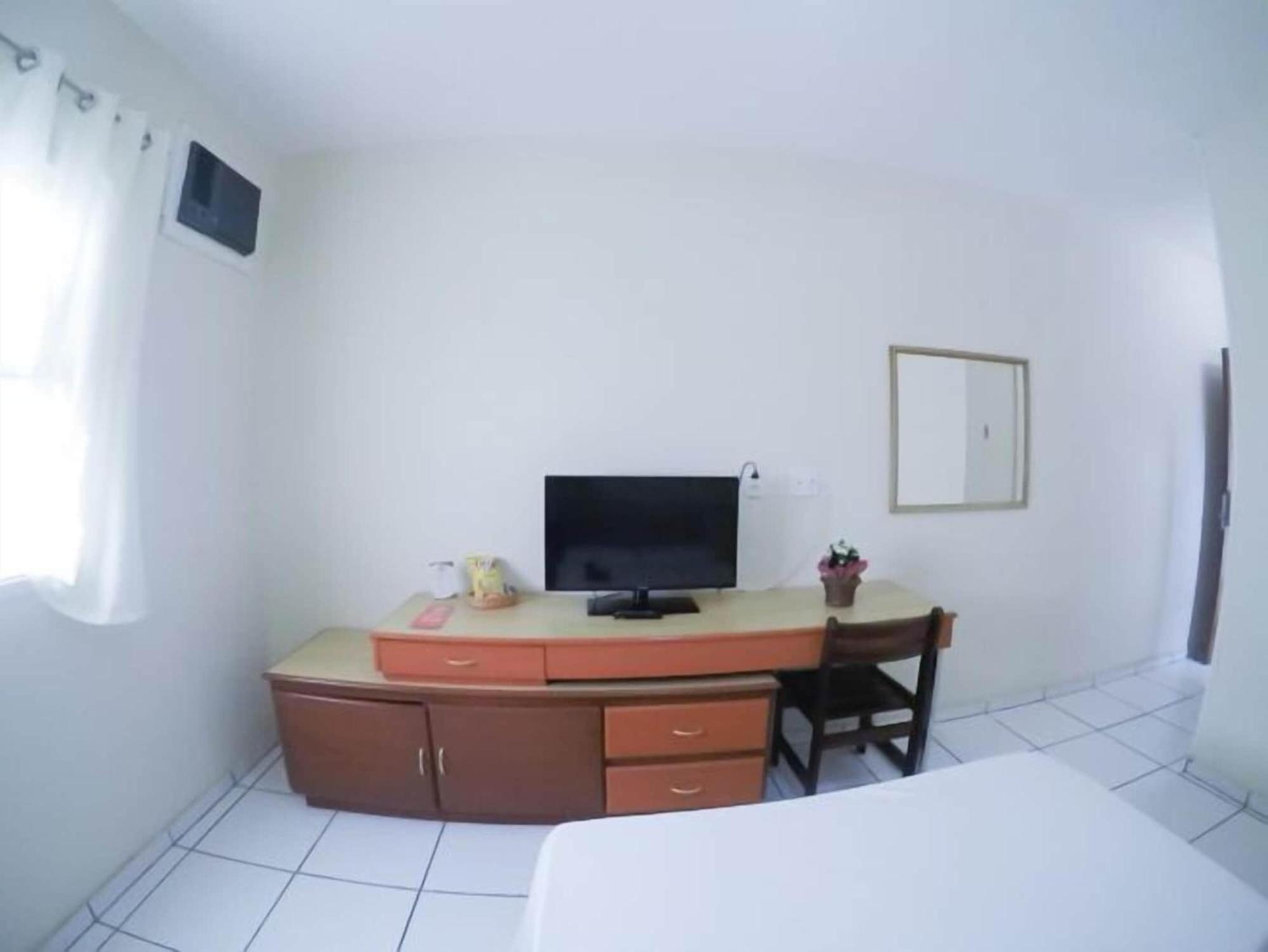 Standard Double Room - Photo 5
