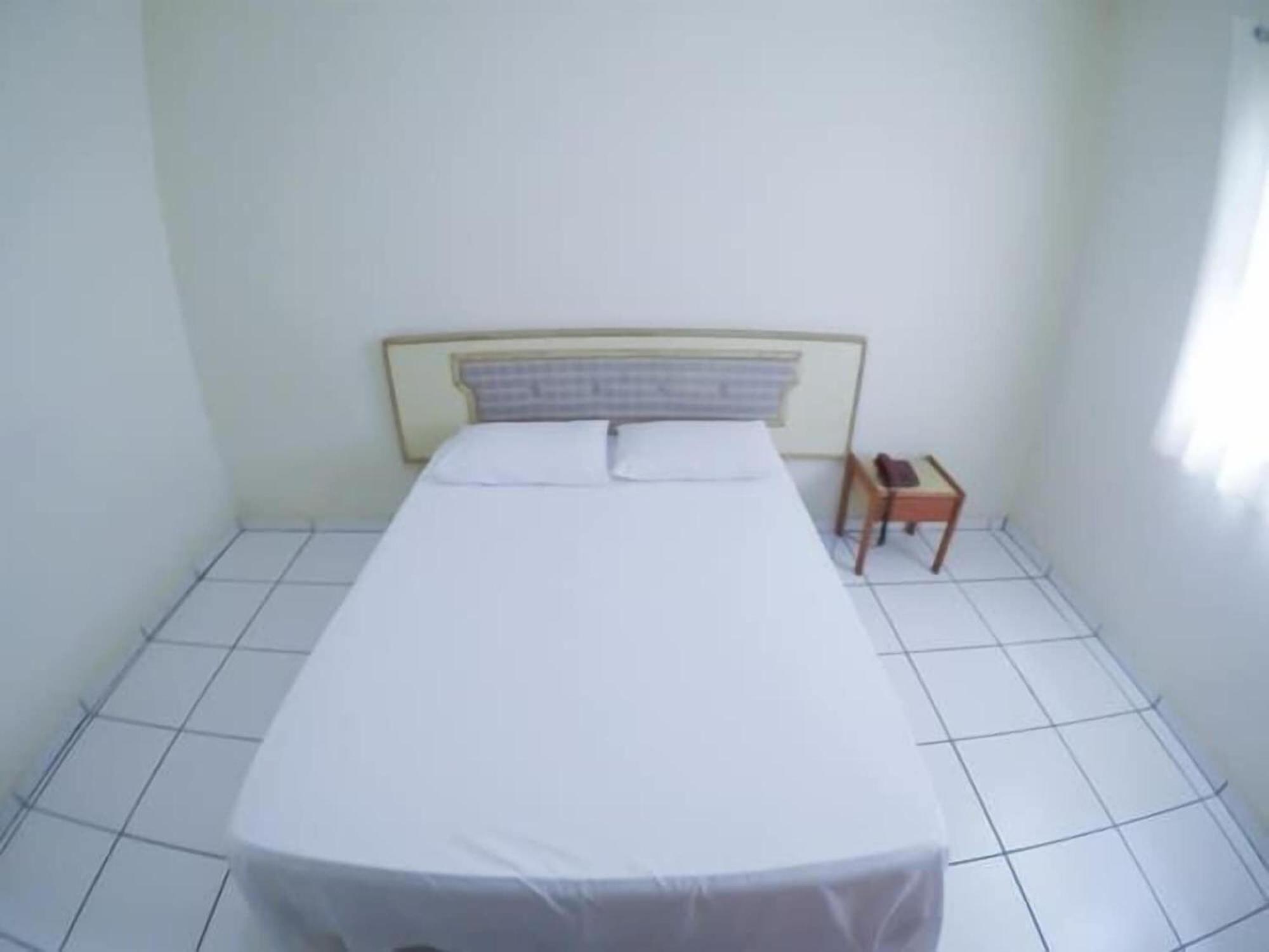 Standard Double Room - Photo 4