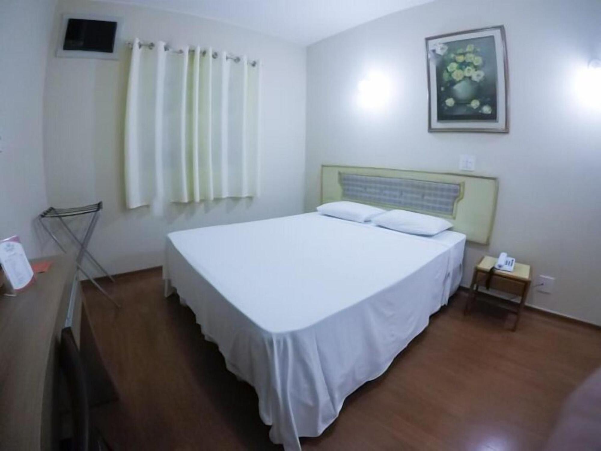 Standard Double Room - Photo 2