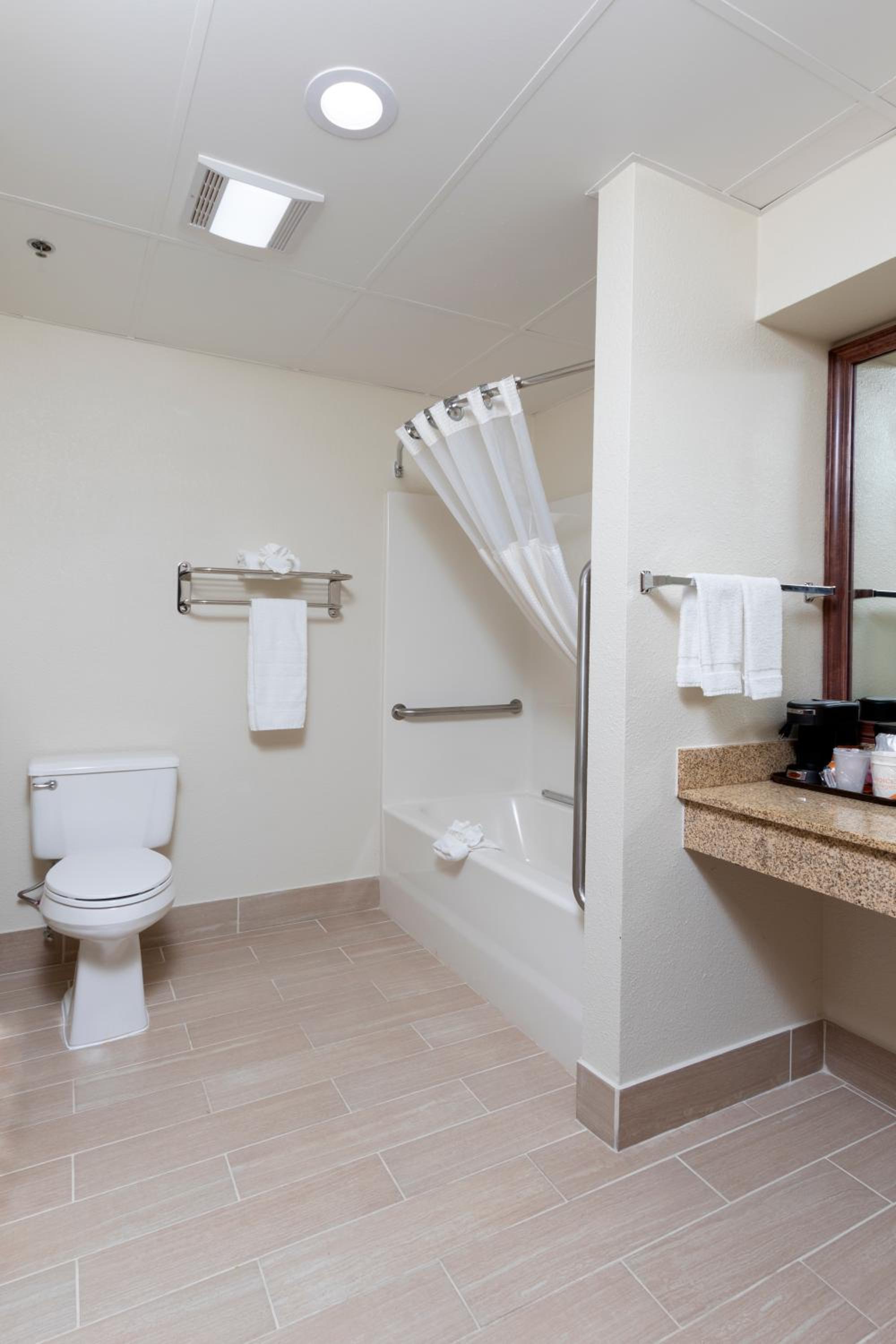 Quality Inn & Suites Mount Vernon, Zdjęcie 3
