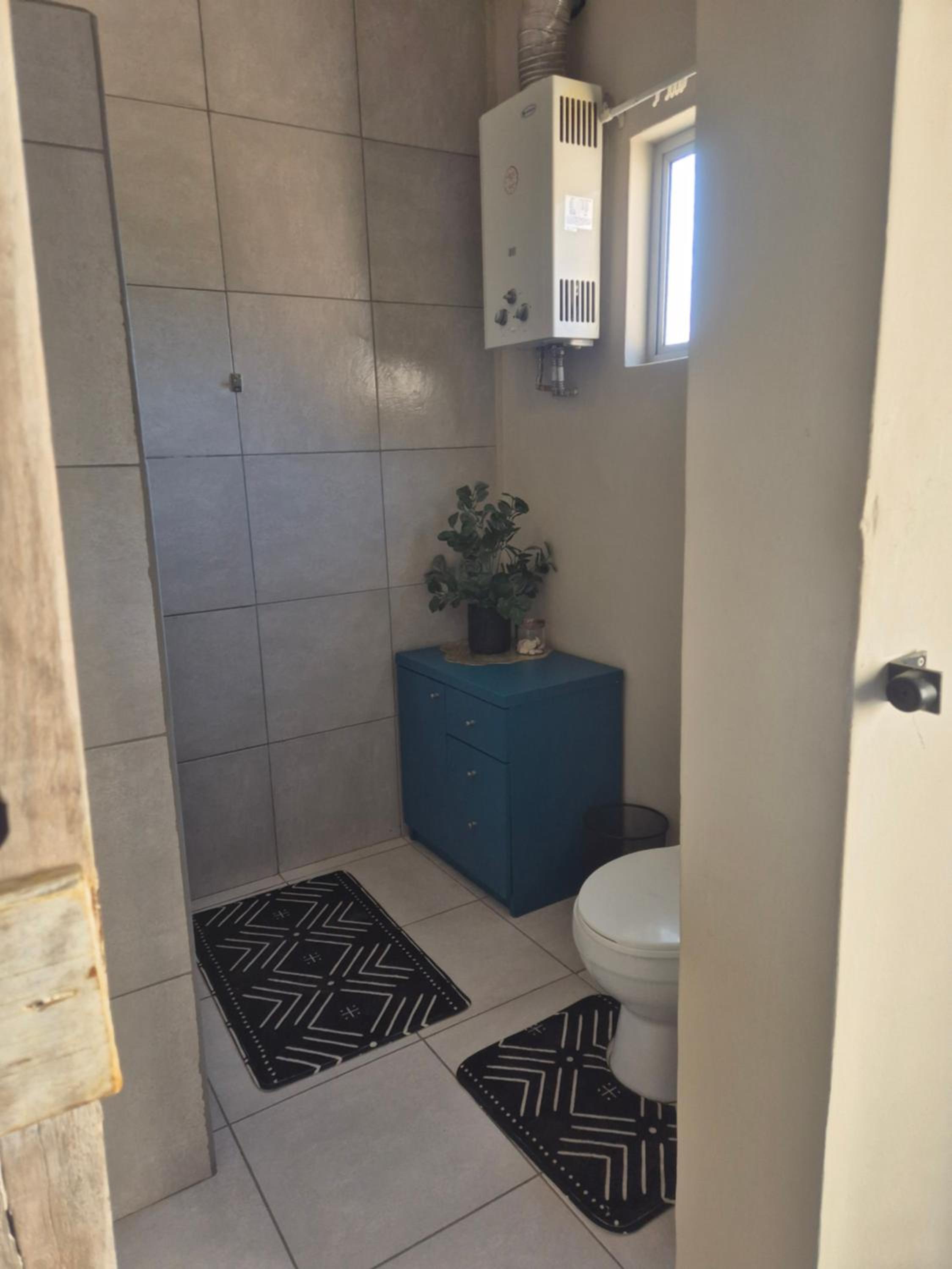 Family Room - Photo 39