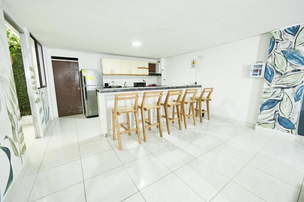 Four-Bedroom House photo 3