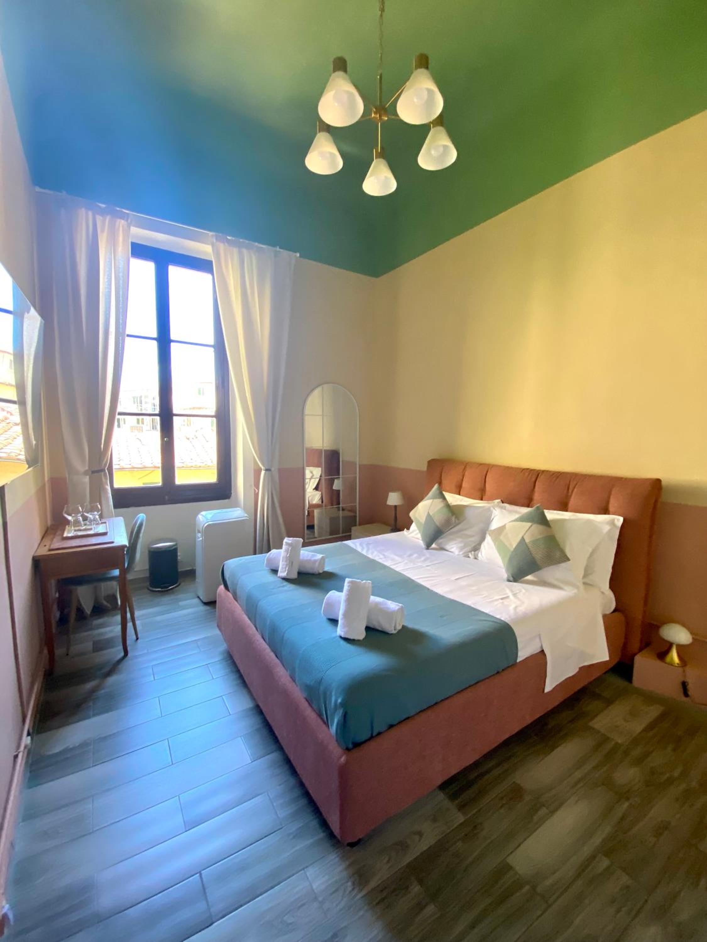 Double Room with Private Bathroom photo 2