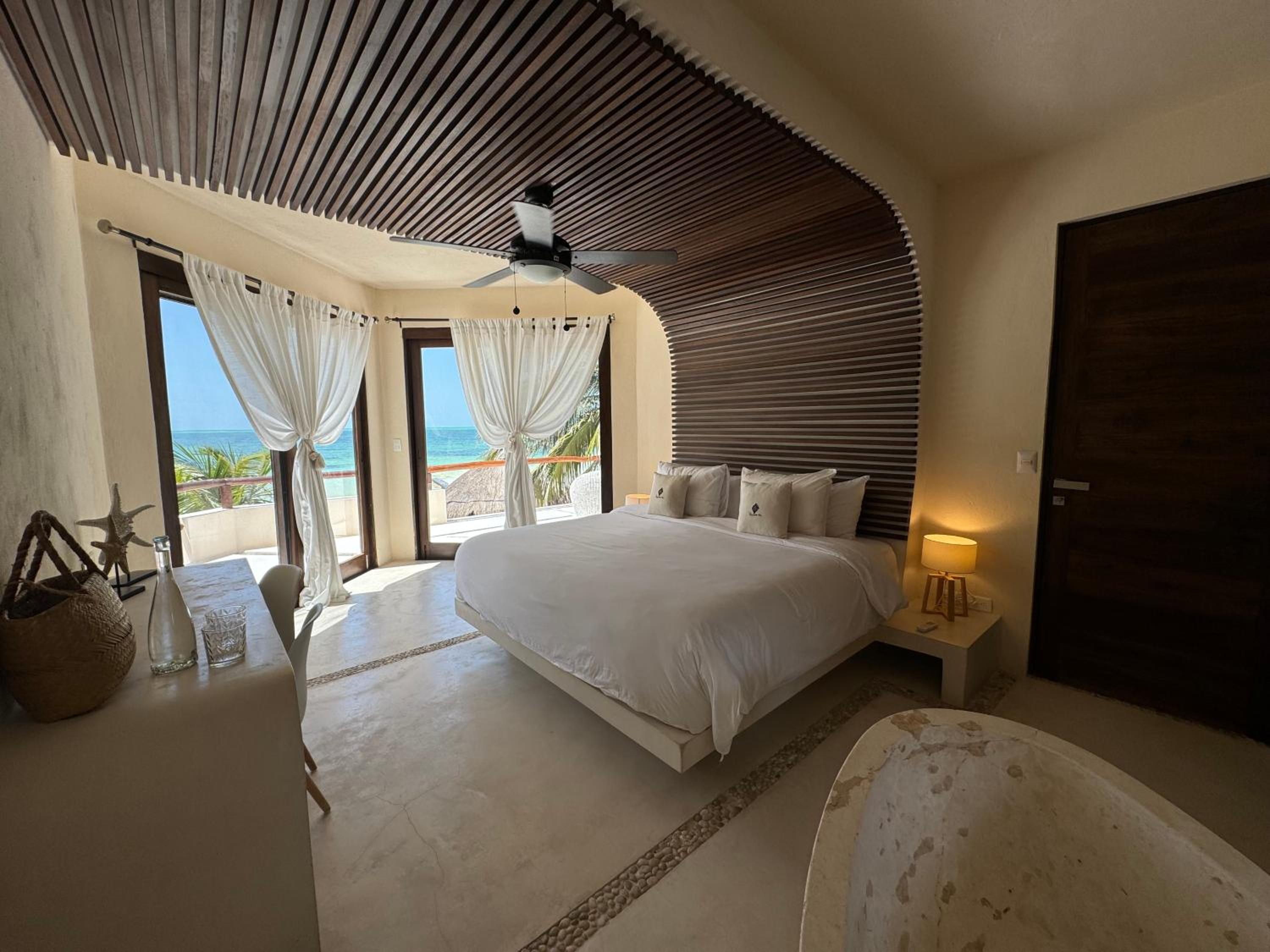 Deluxe Double Room with Bath
