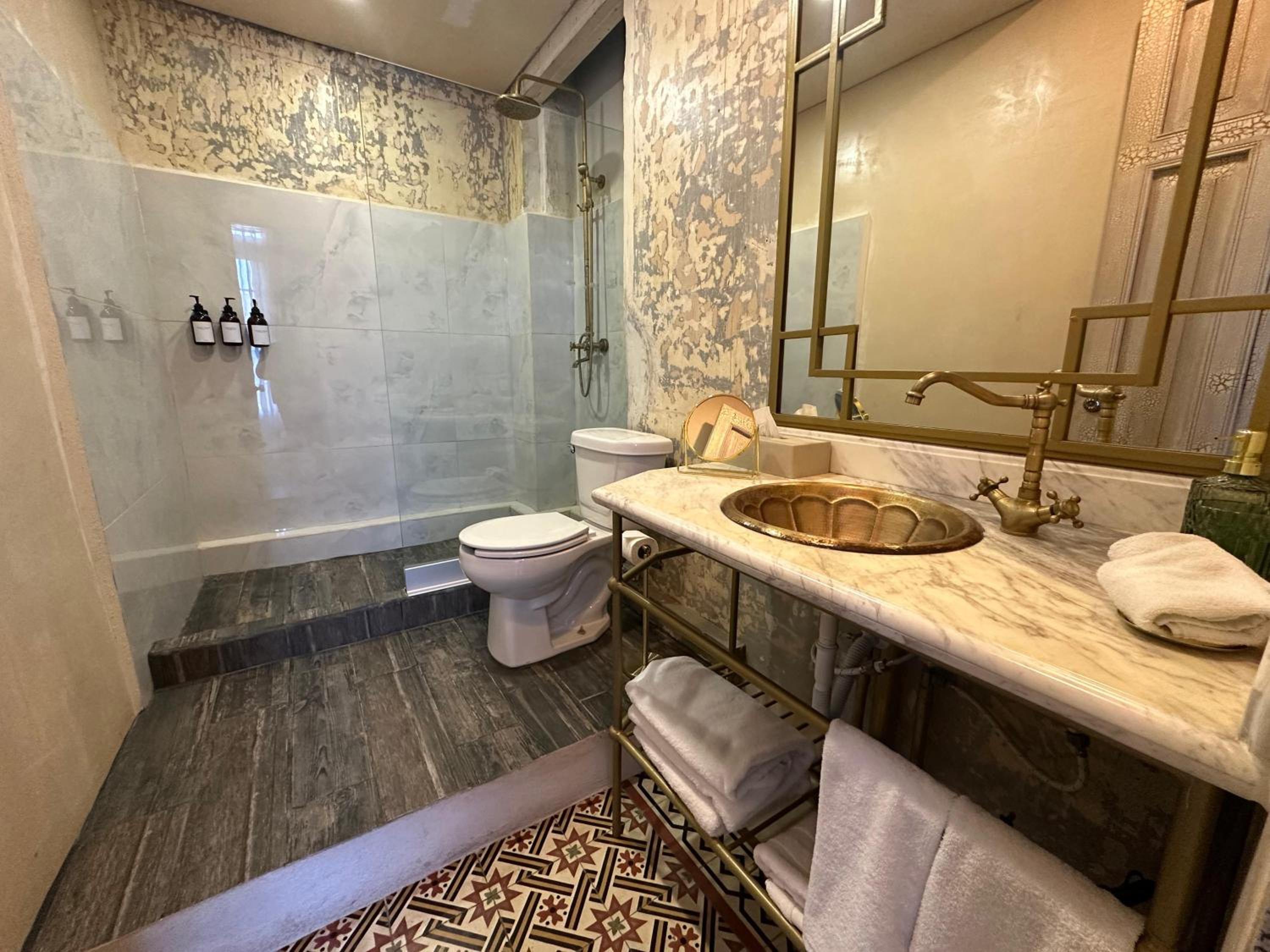 Superior Suite photo 2