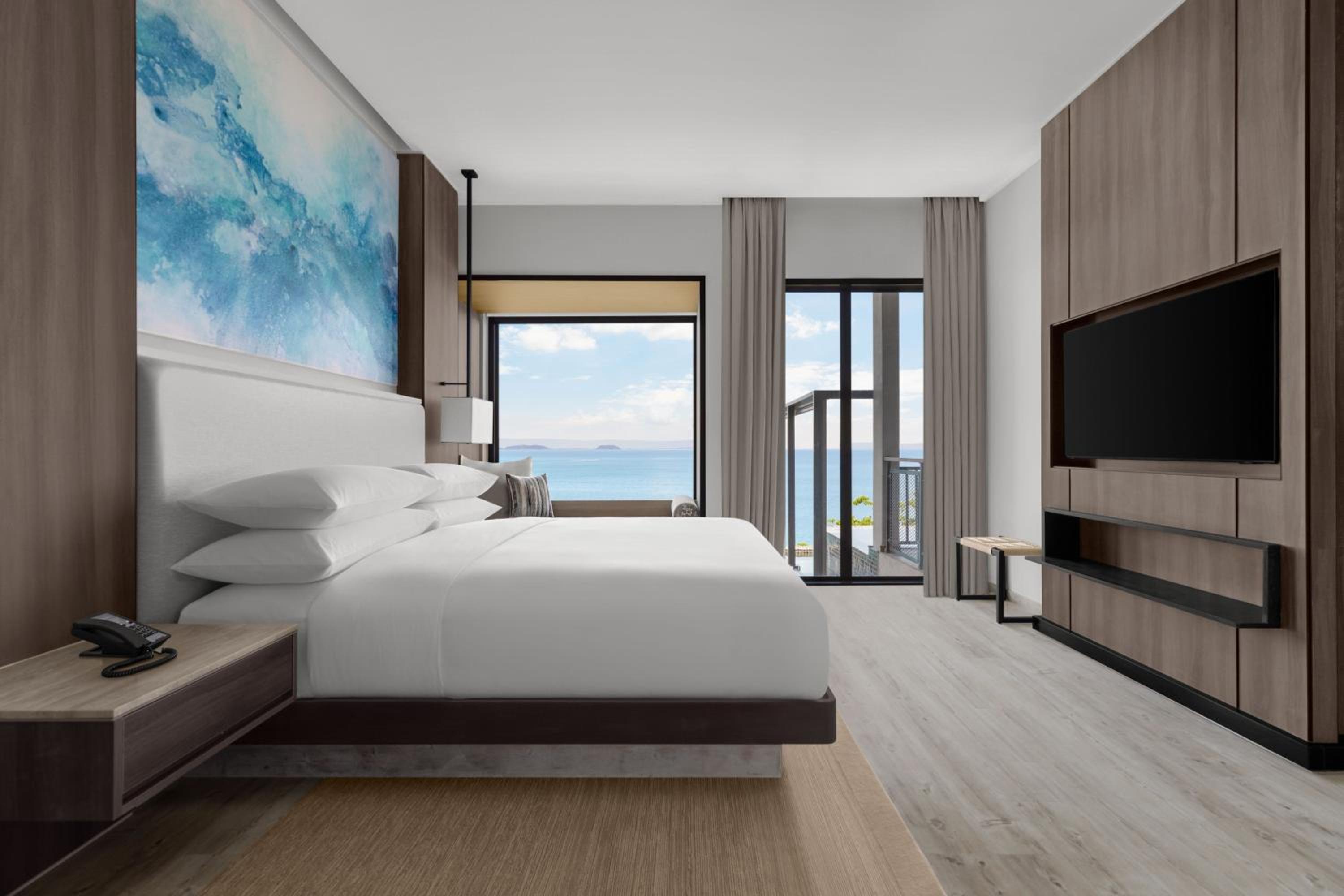Two-Bedroom Villa with Two King Beds and Pool - Royal Villa Collection - Photo 3