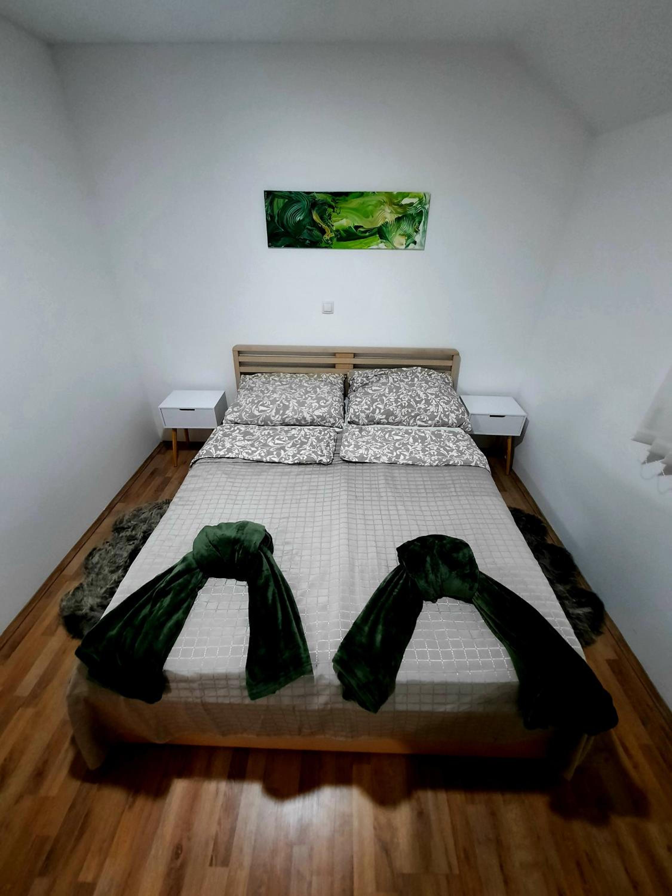One-Bedroom Apartment photo 3