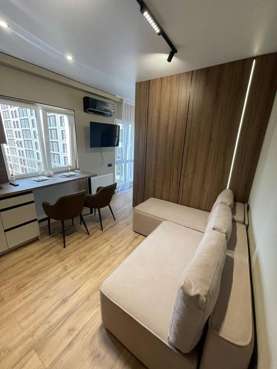 Deluxe Apartment photo 3