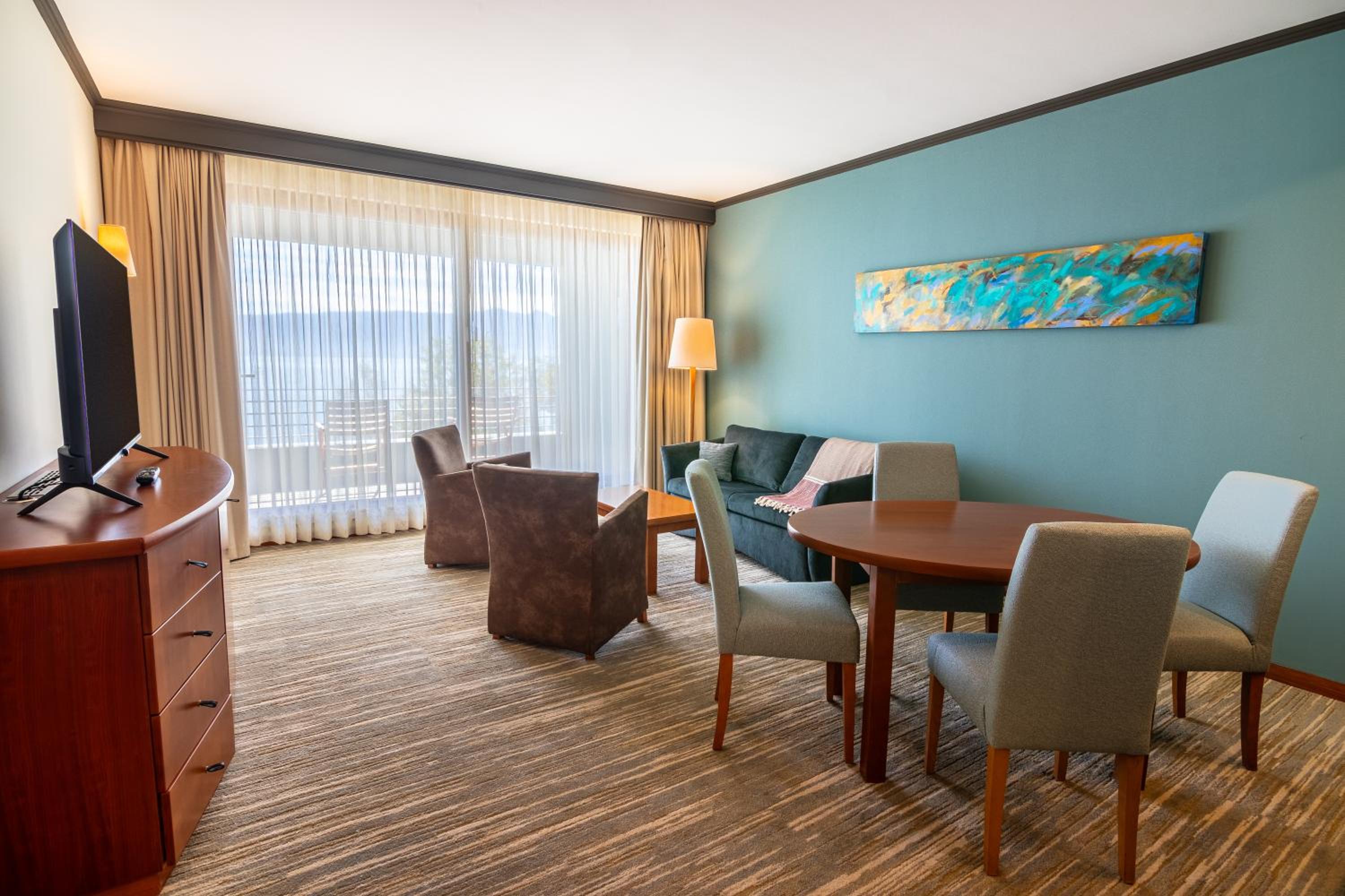 Deluxe Suite photo 1