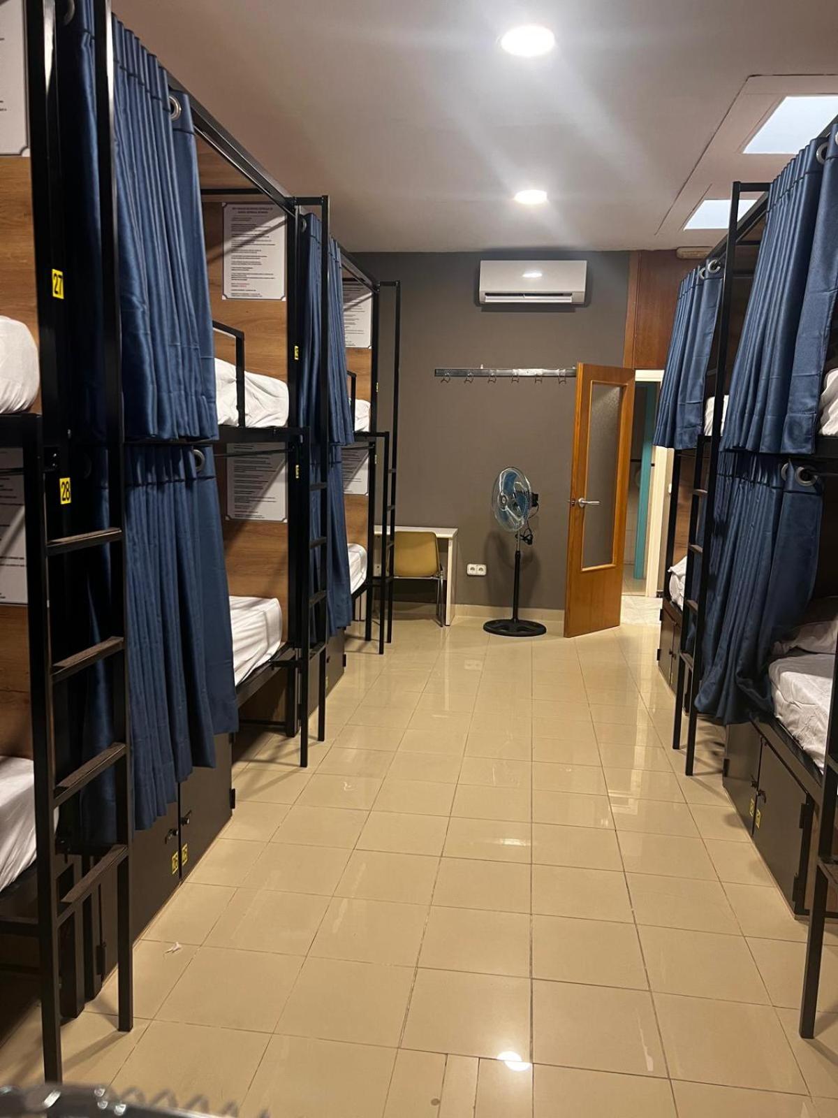 Bunk Bed in Mixed Dormitory Room photo 3