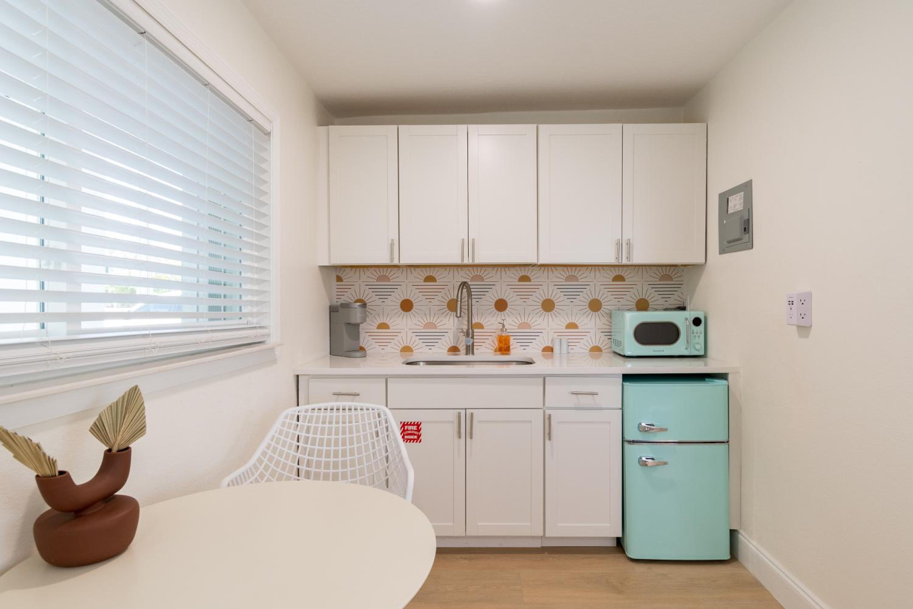 Apartment photo 2