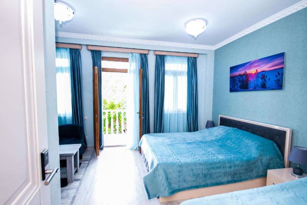Deluxe Double Room with Balcony - Photo 1