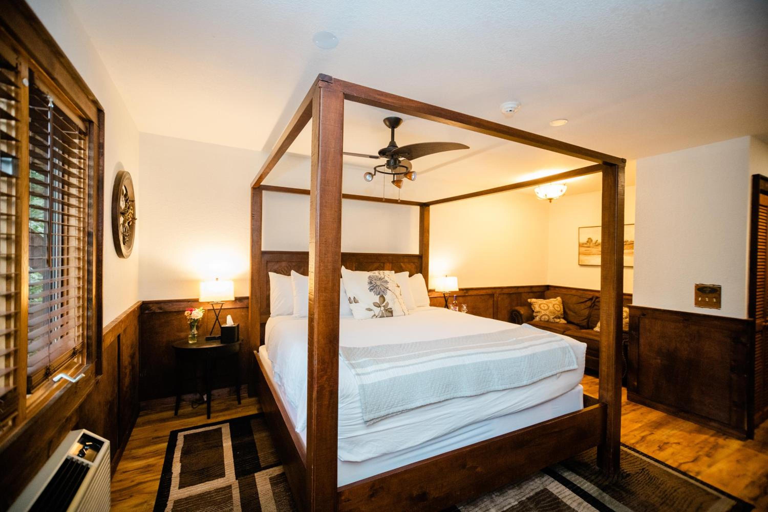 King Room with Balcony