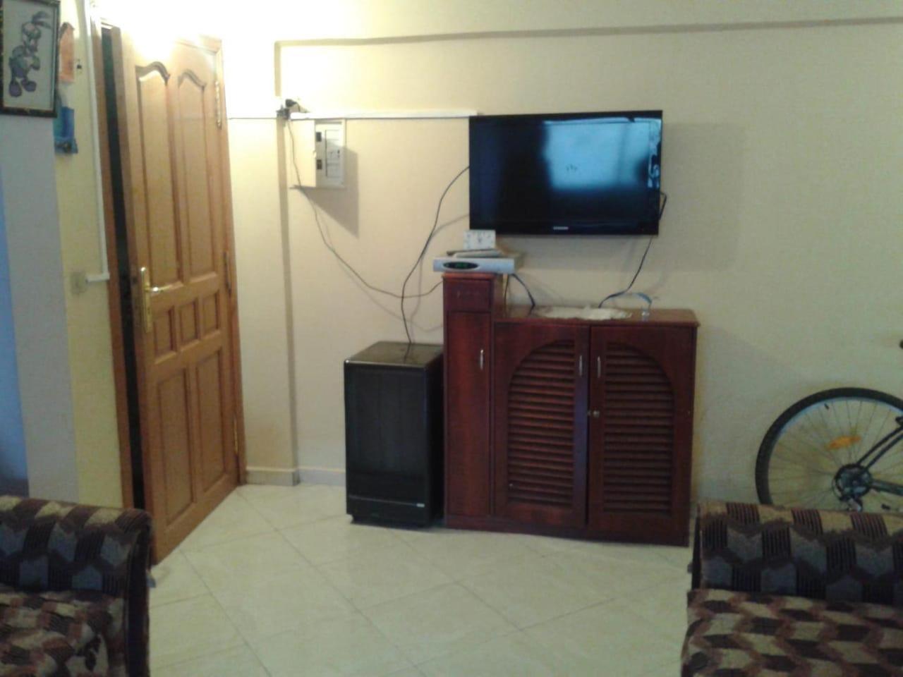 Two-Bedroom Apartment photo 2