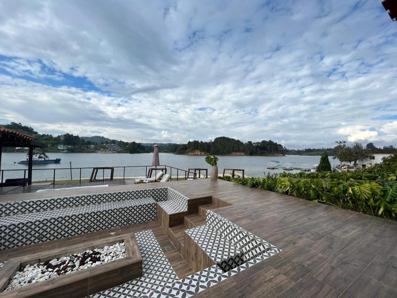Triple Room With Lake View photo 3
