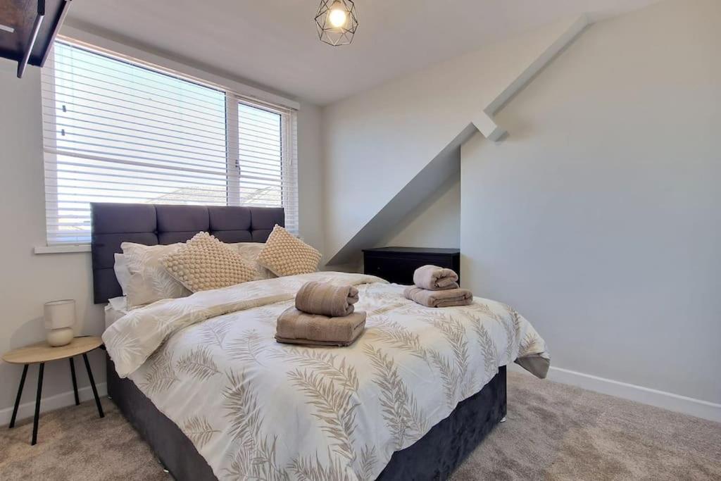 Four-Bedroom House photo 3