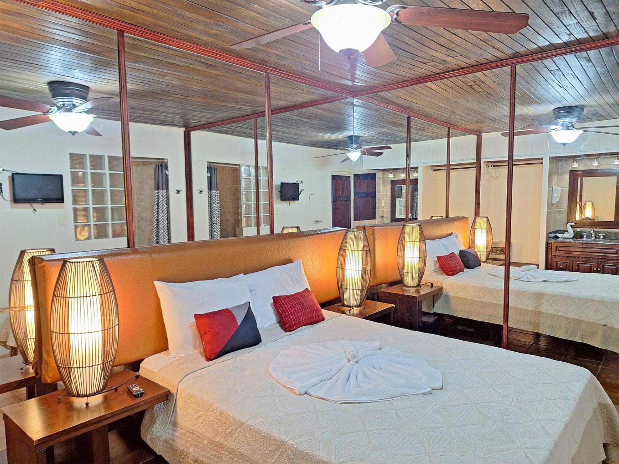 Standard Room photo 3