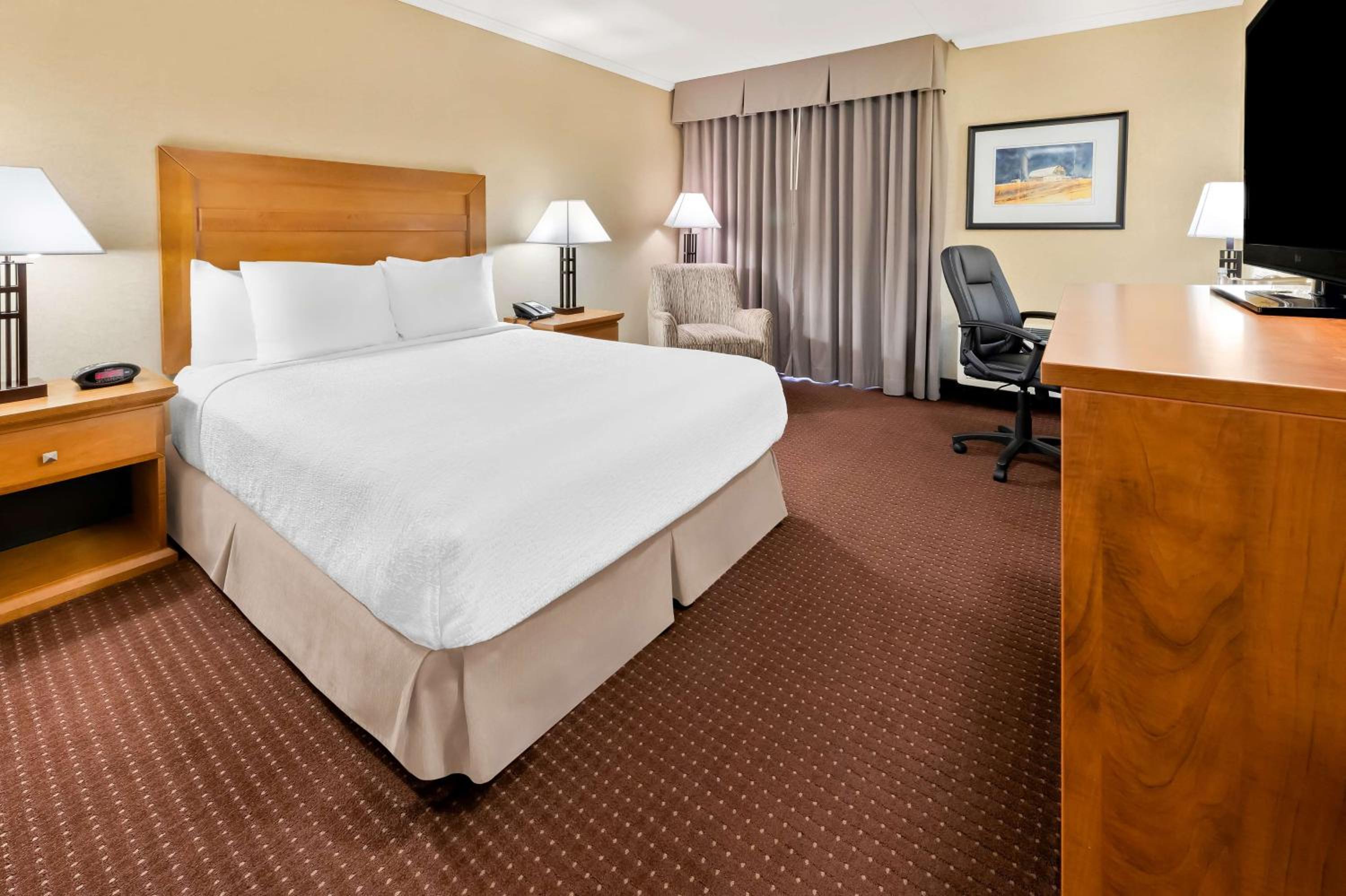 Queen Room with Disability Access - Non Smoking 
