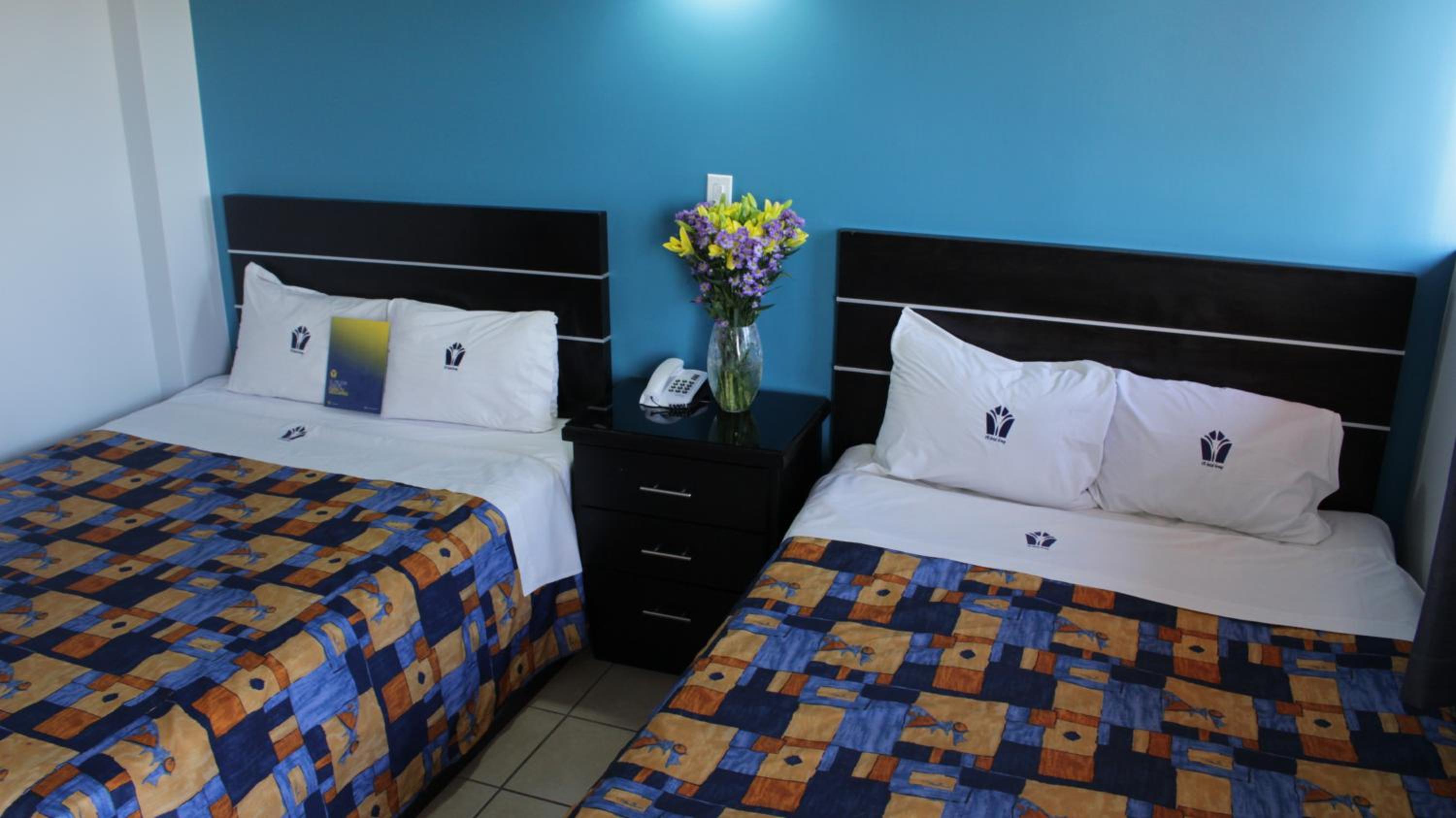 Double Room with Two Double Beds photo 2