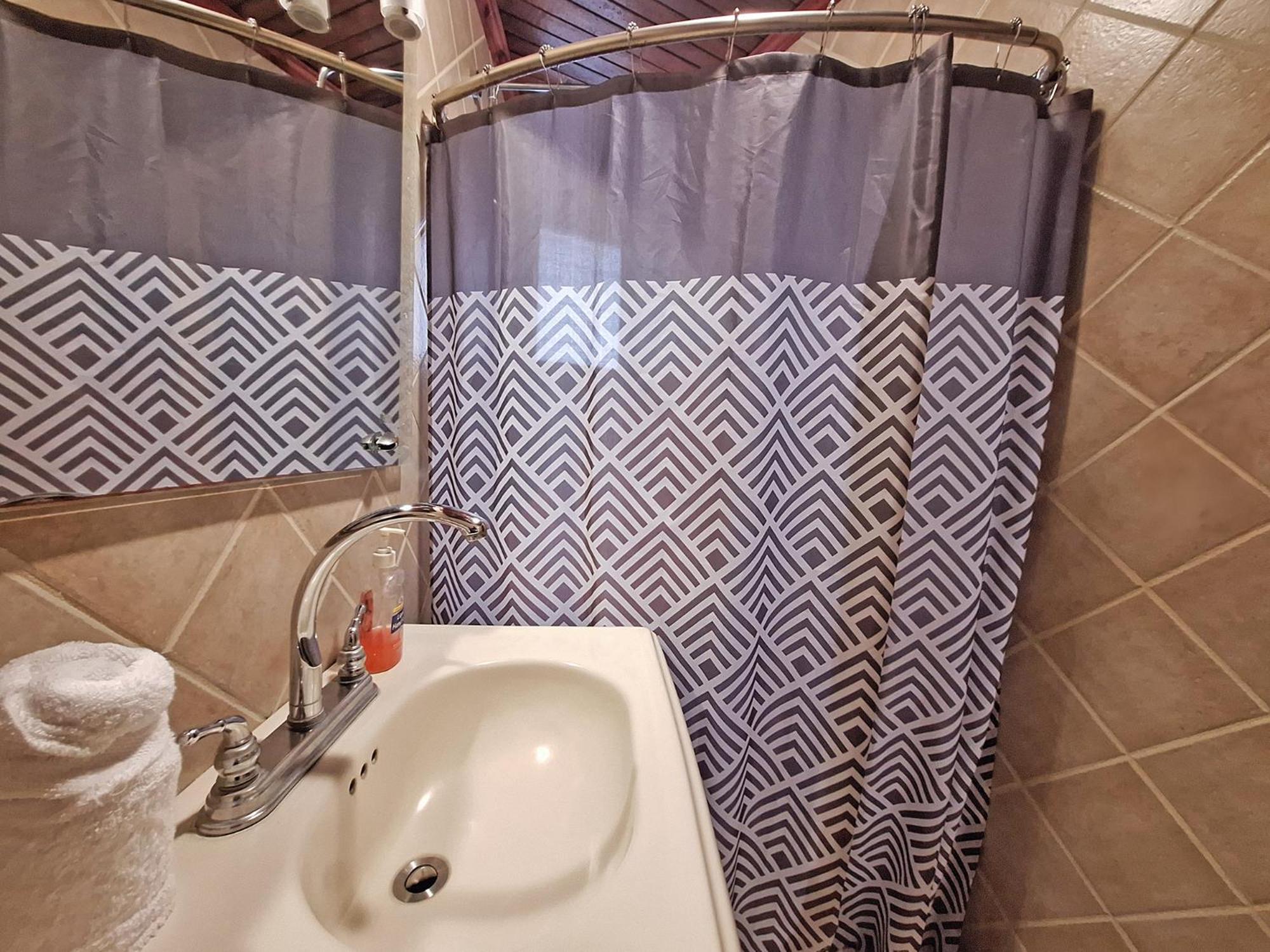 Budget Double Room photo 2