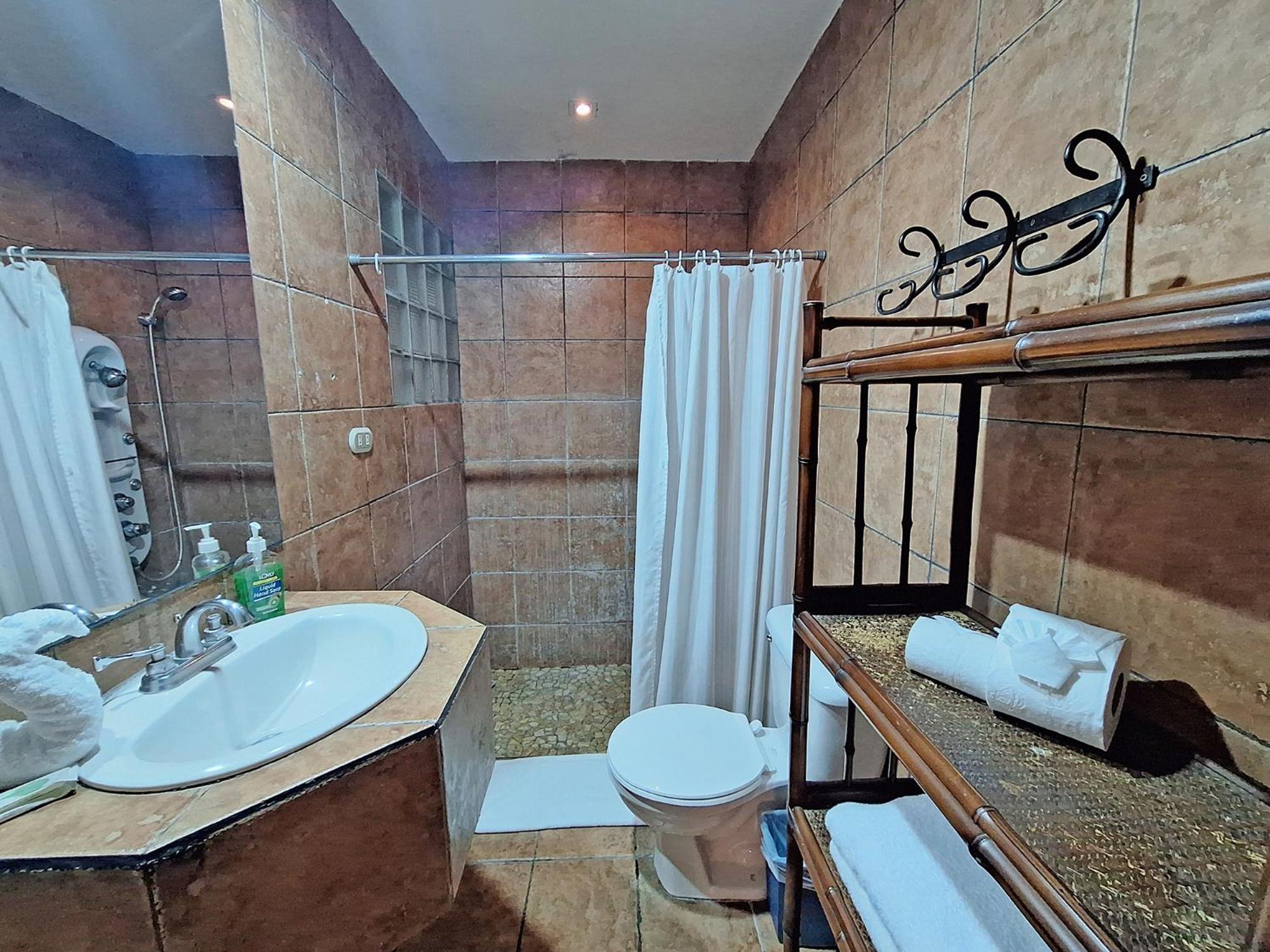 Superior King Room photo 3