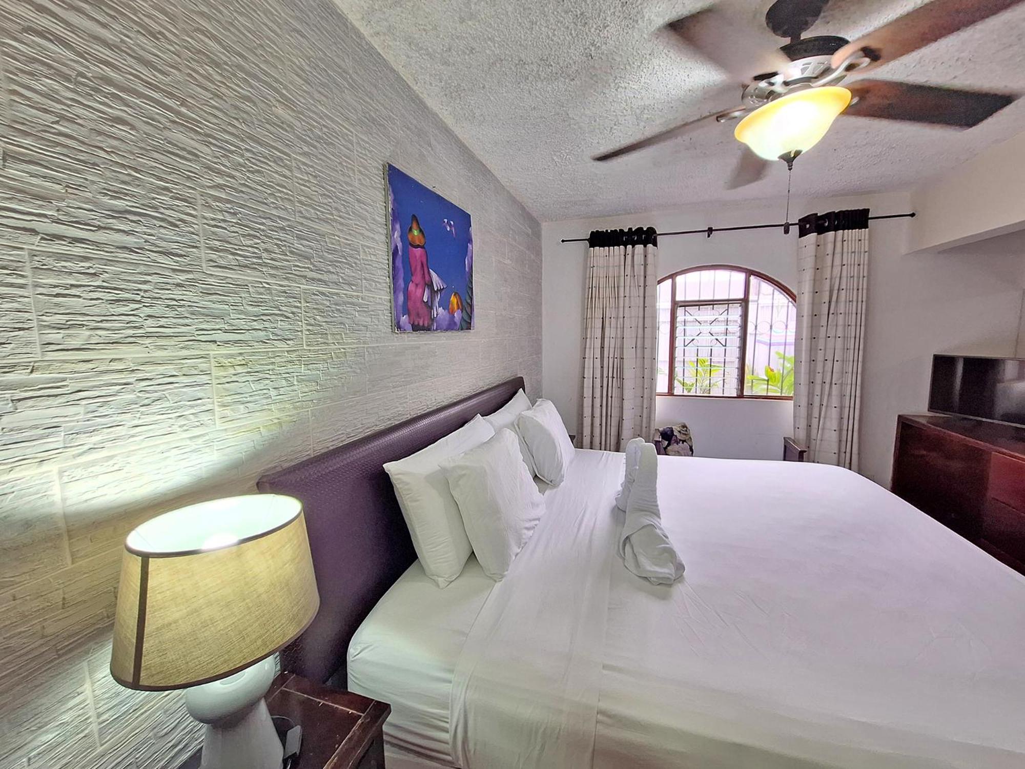 Superior King Room