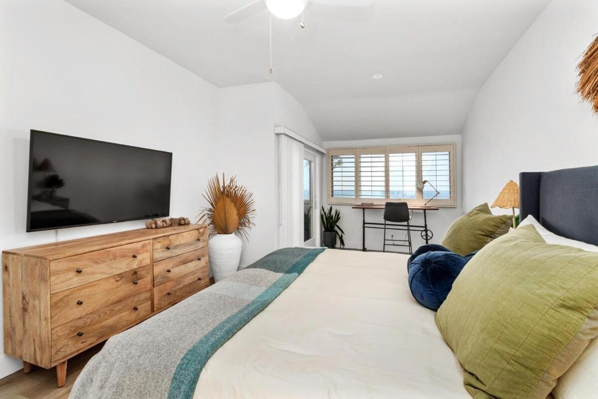 Apartment With Sea View photo 1