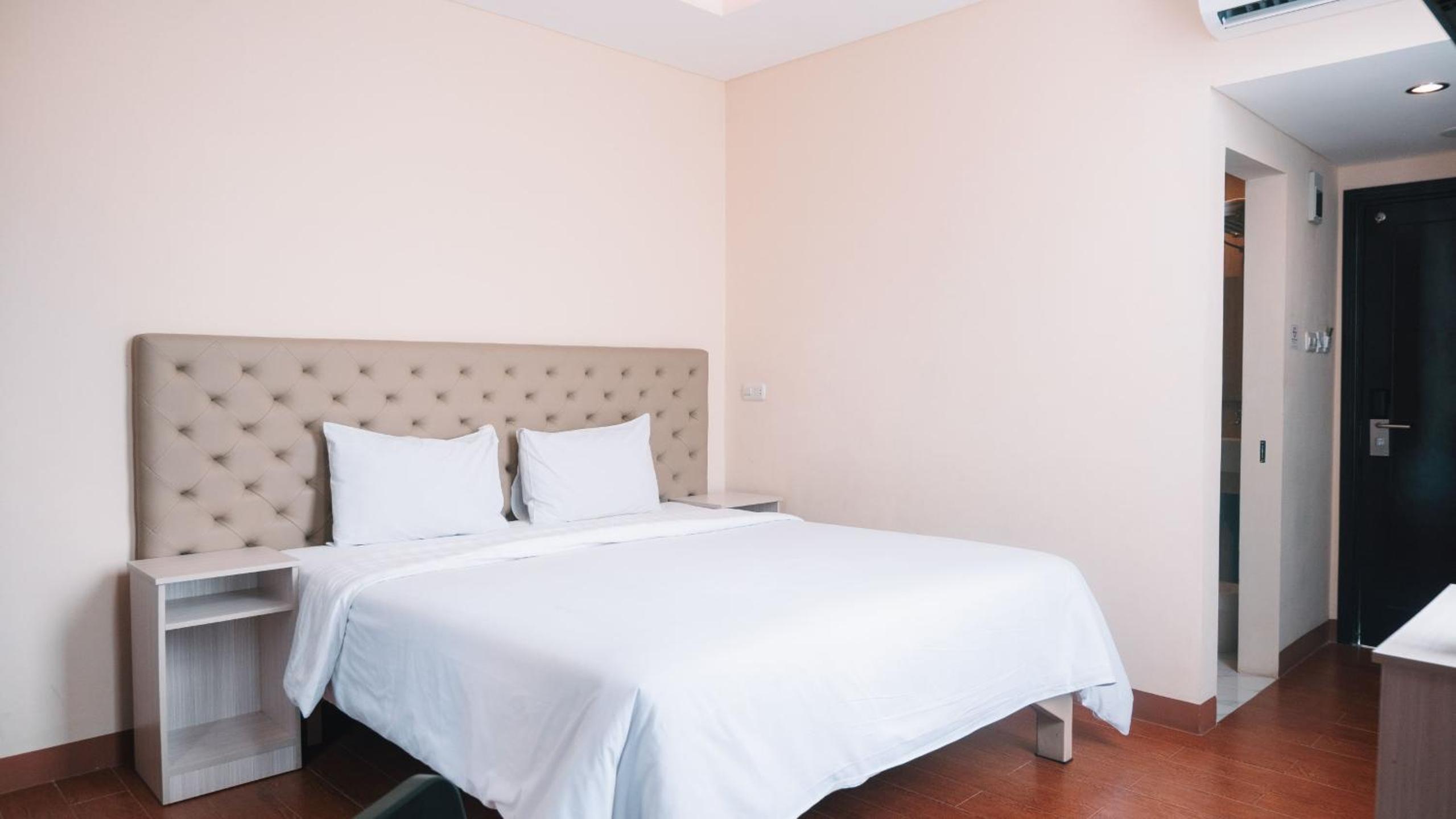 Deluxe Double or Twin Room photo 3