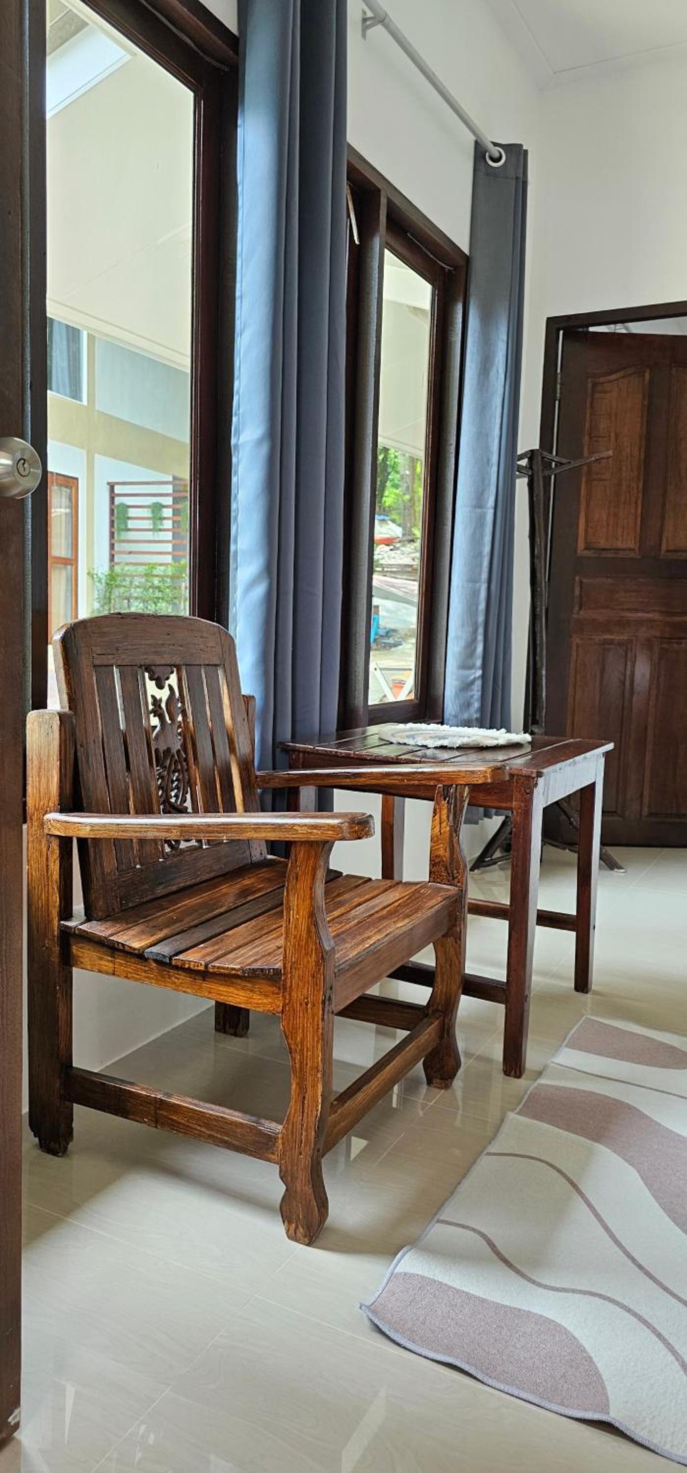 Family Room with Sea View - Photo 10