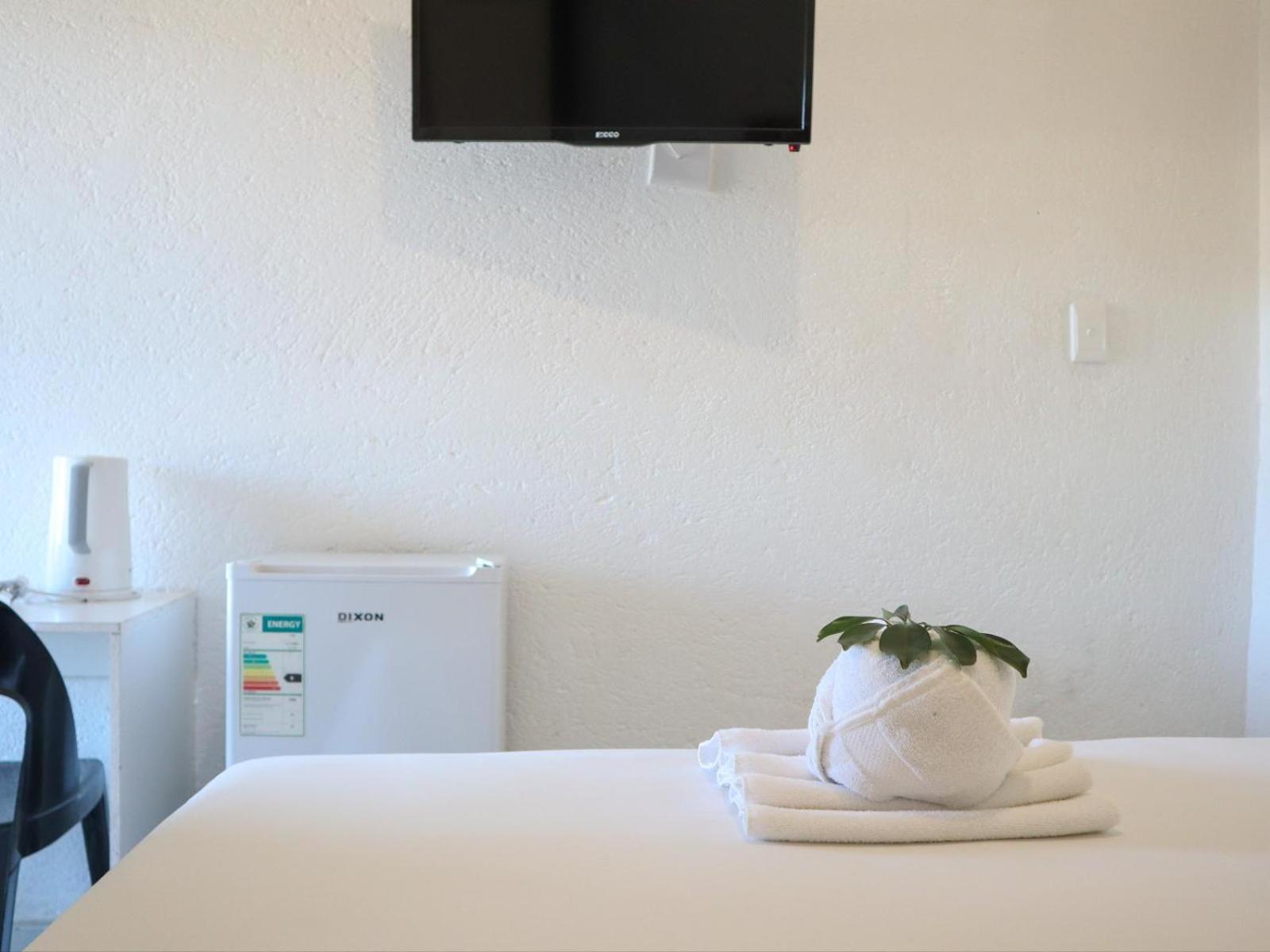 Economy Double Room - Photo 6
