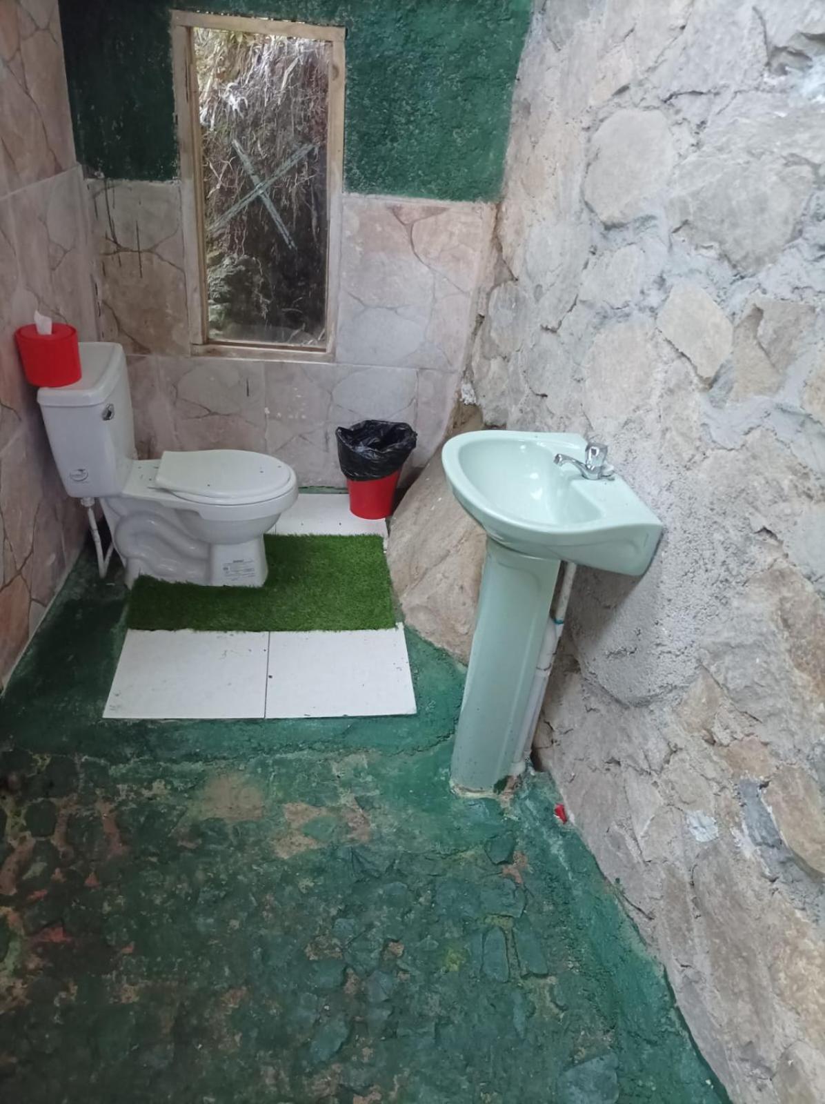 Triple Room with Private Bathroom photo 3