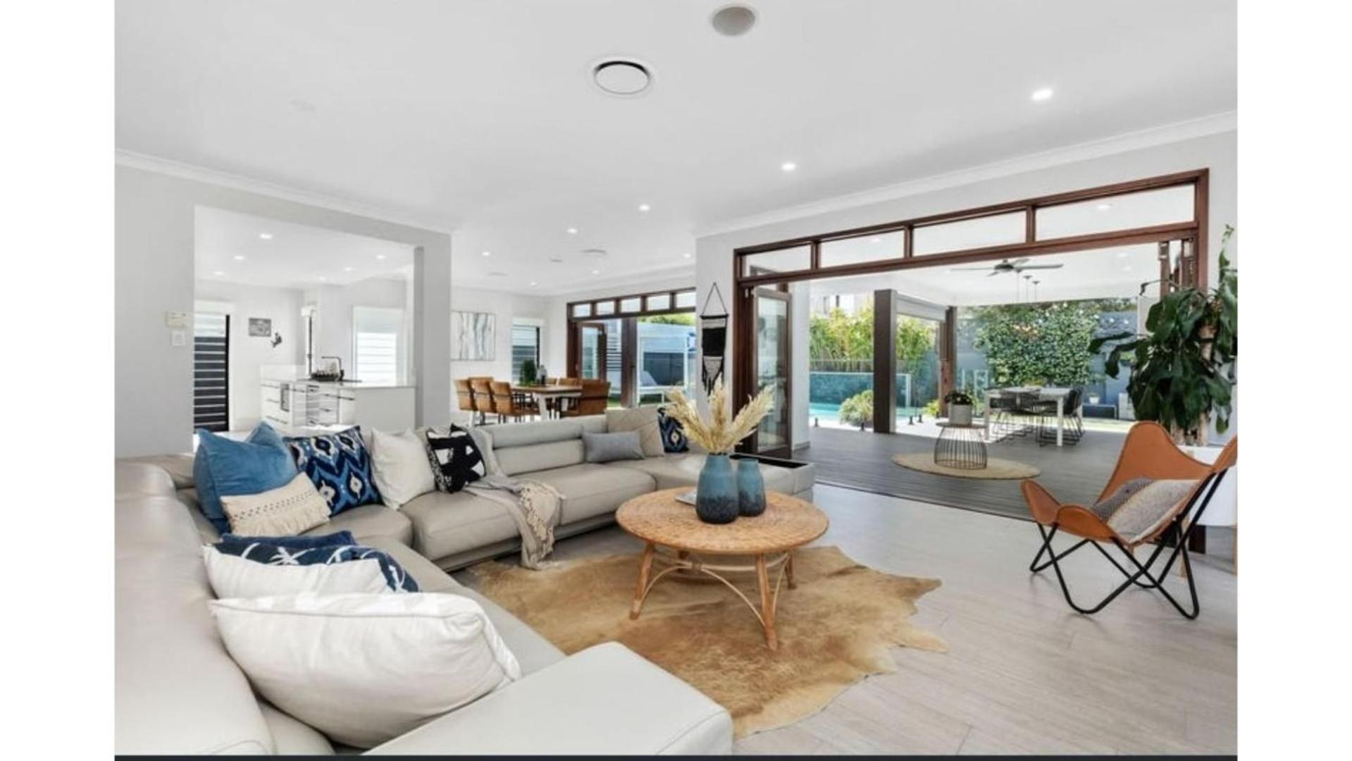 Four-Bedroom House photo 1