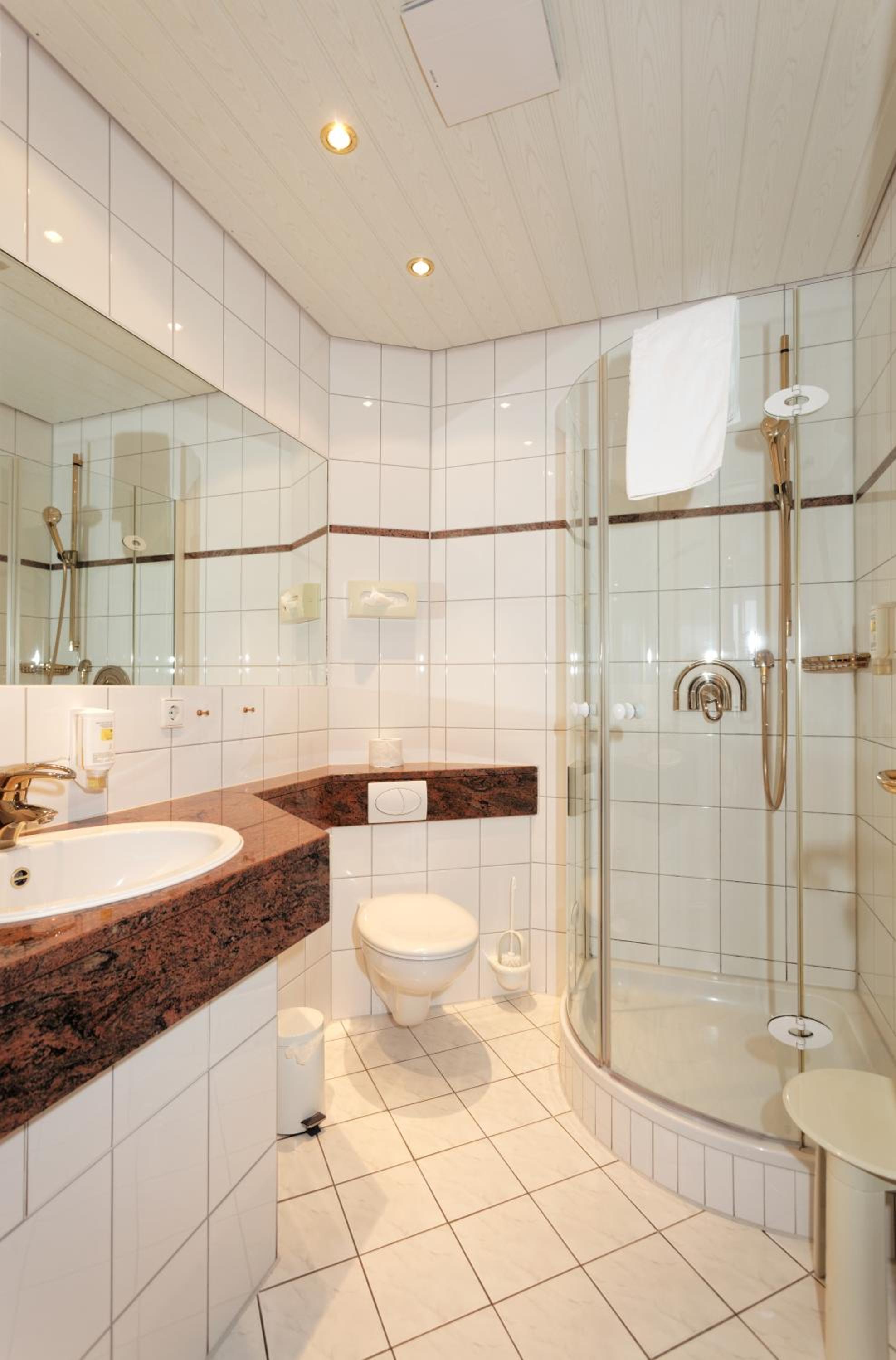 Double Room with Garden View - Photo 4