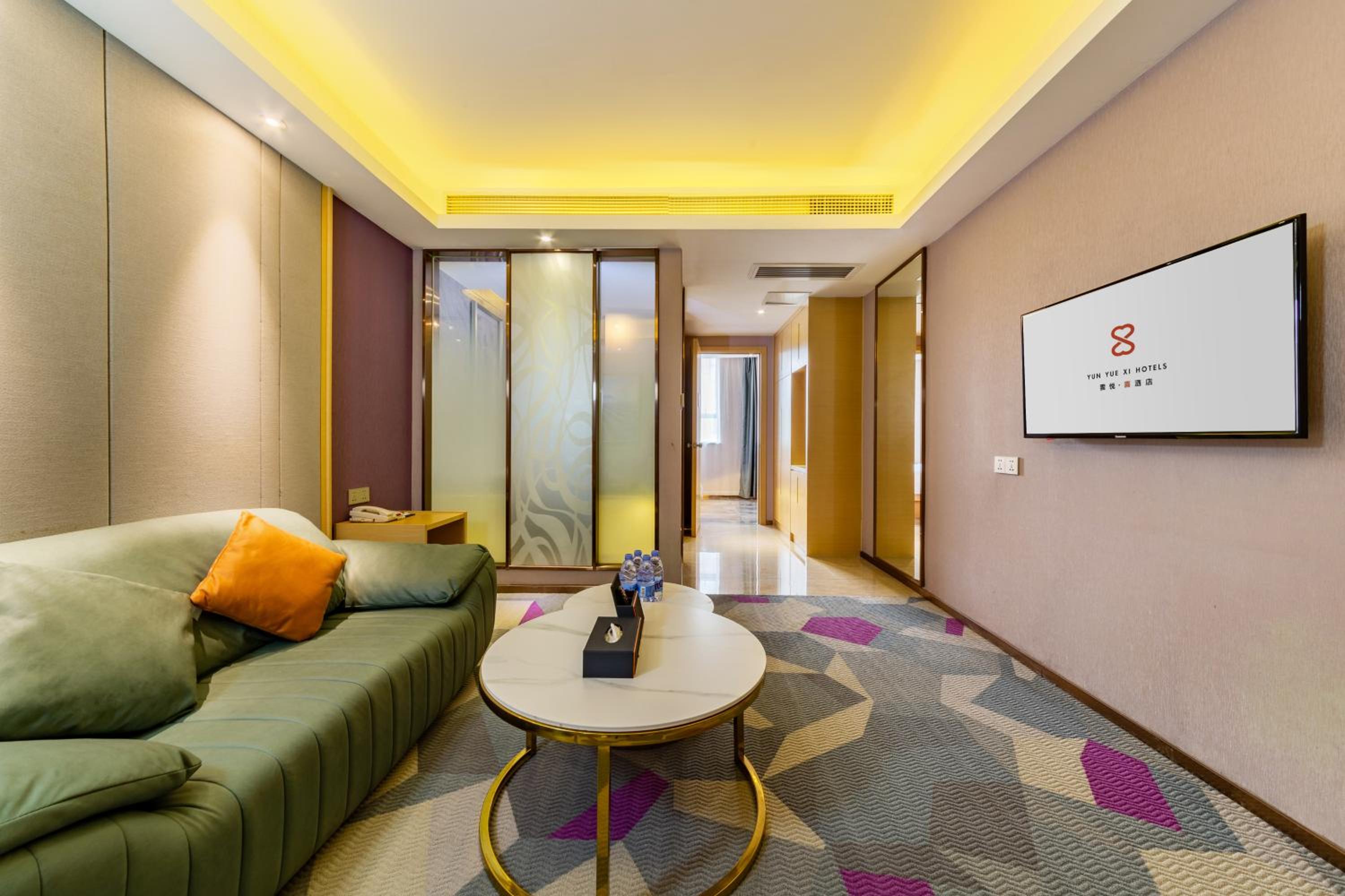 One-Bedroom Suite