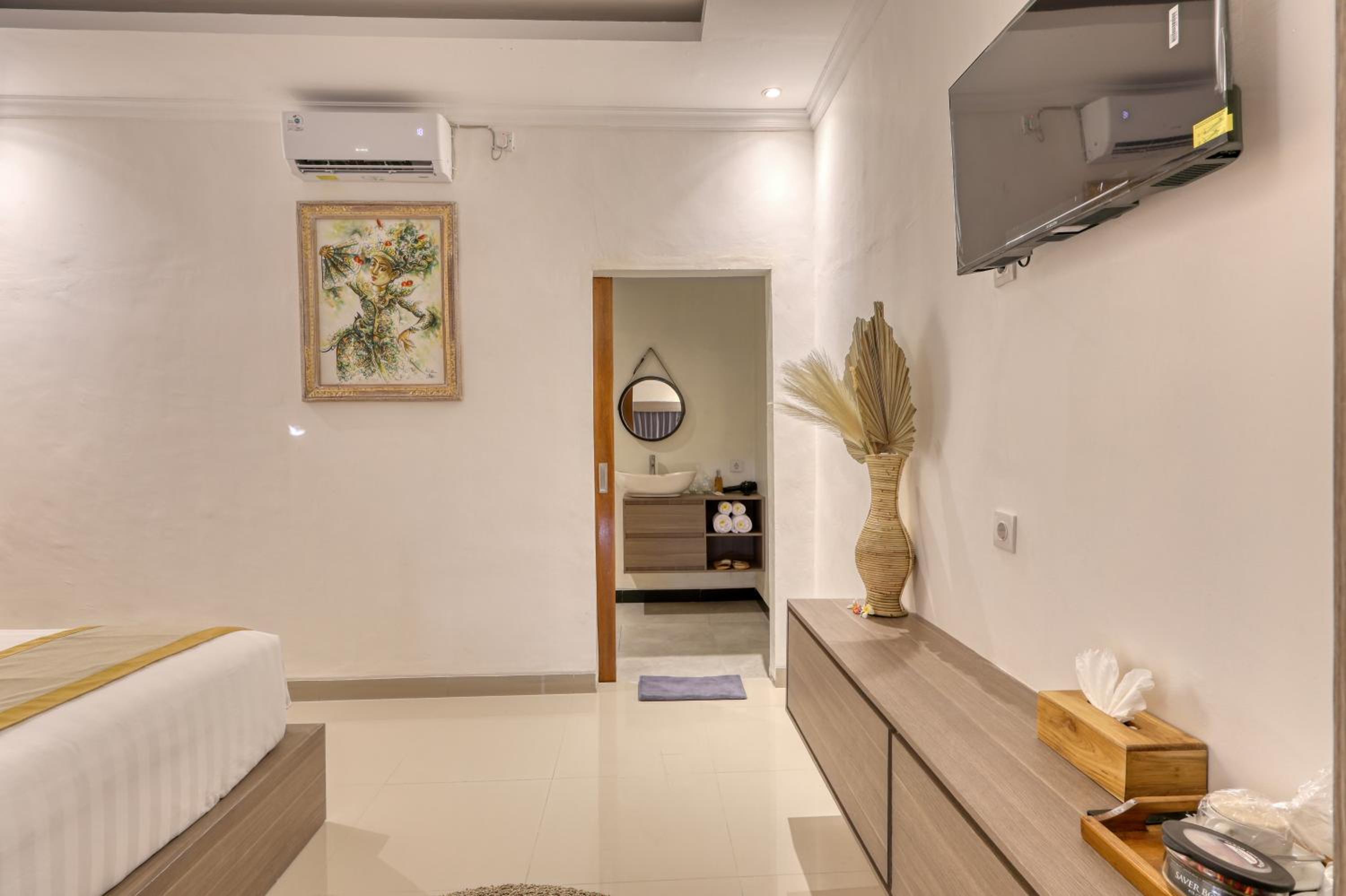 Suite with Sea View - Photo 34