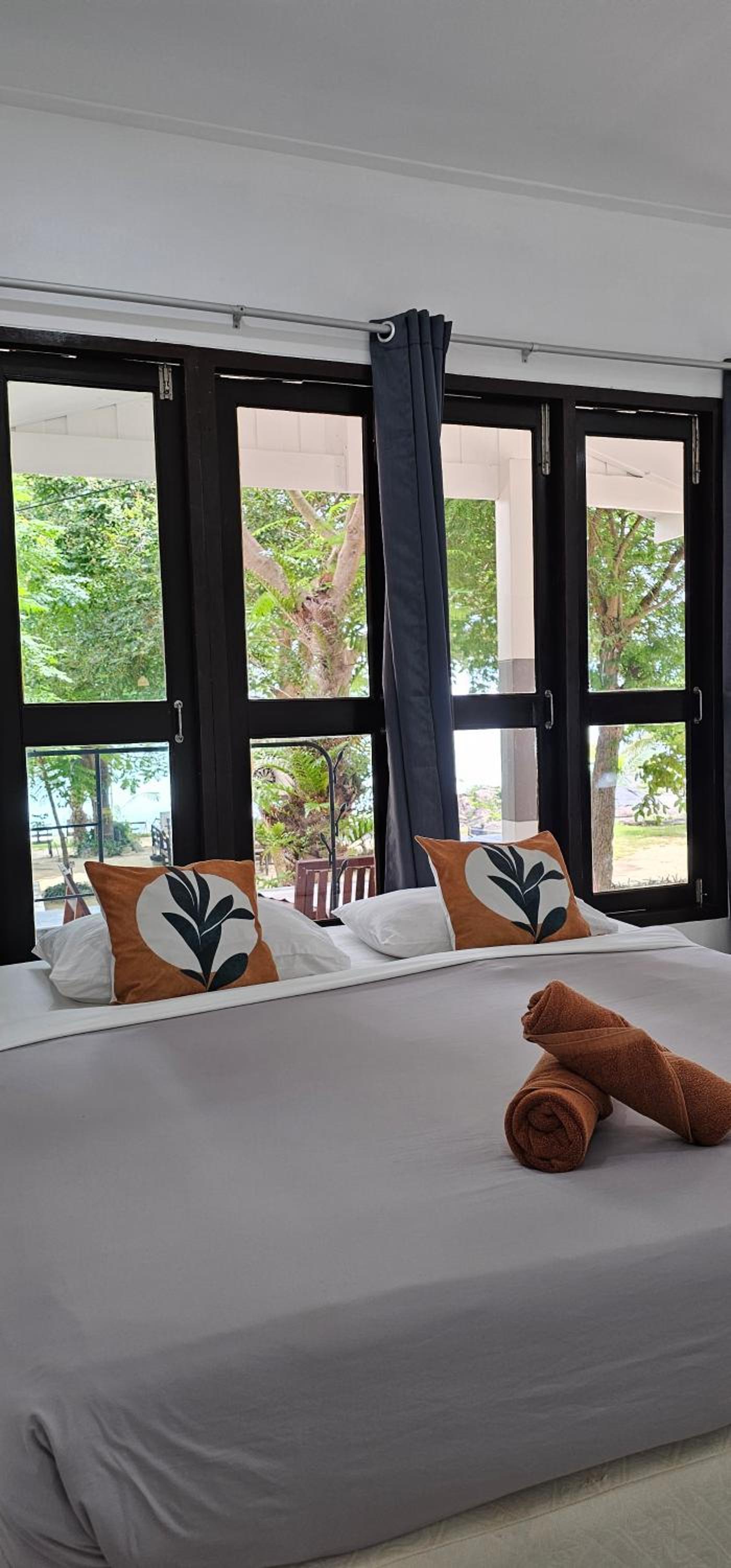 Family Room with Sea View - Photo 17
