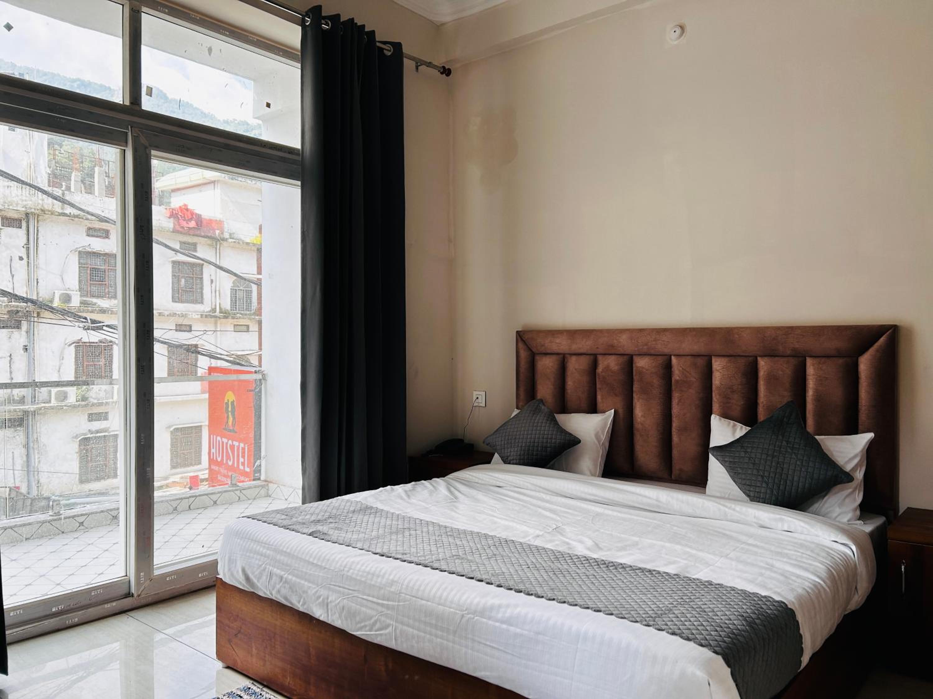 Double Room With Balcony photo 1