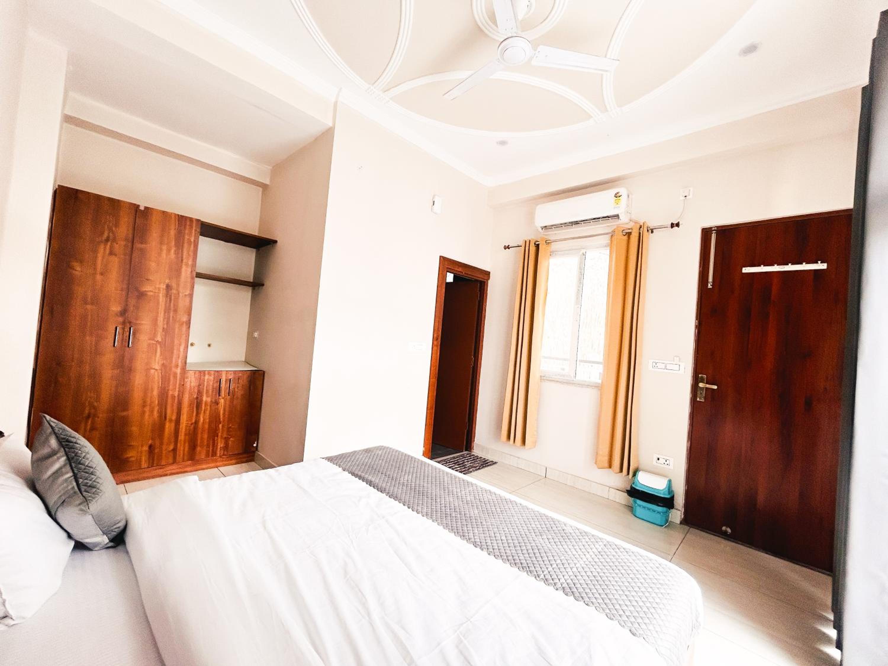 Double Room With Balcony photo 3