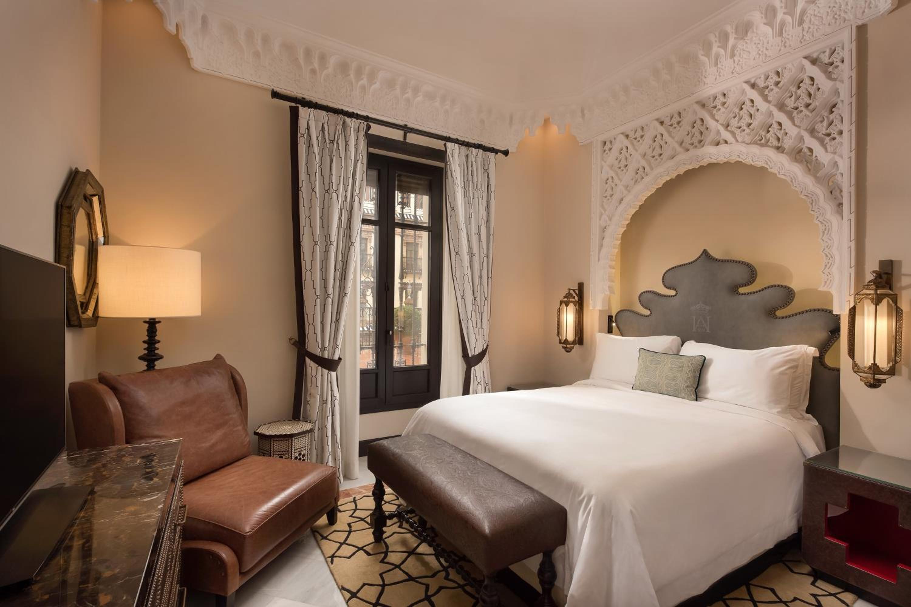Deluxe Classic Room