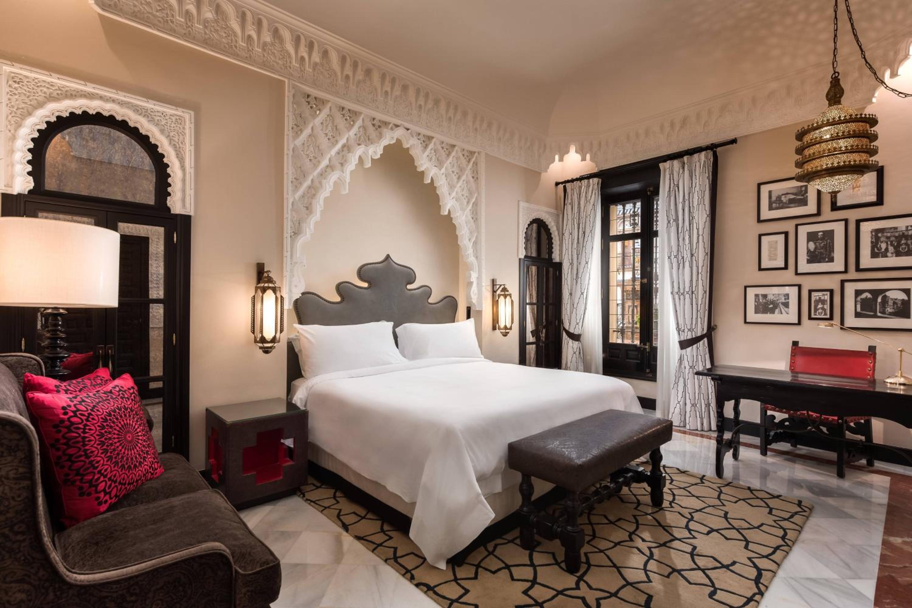 Grand Deluxe Double Room