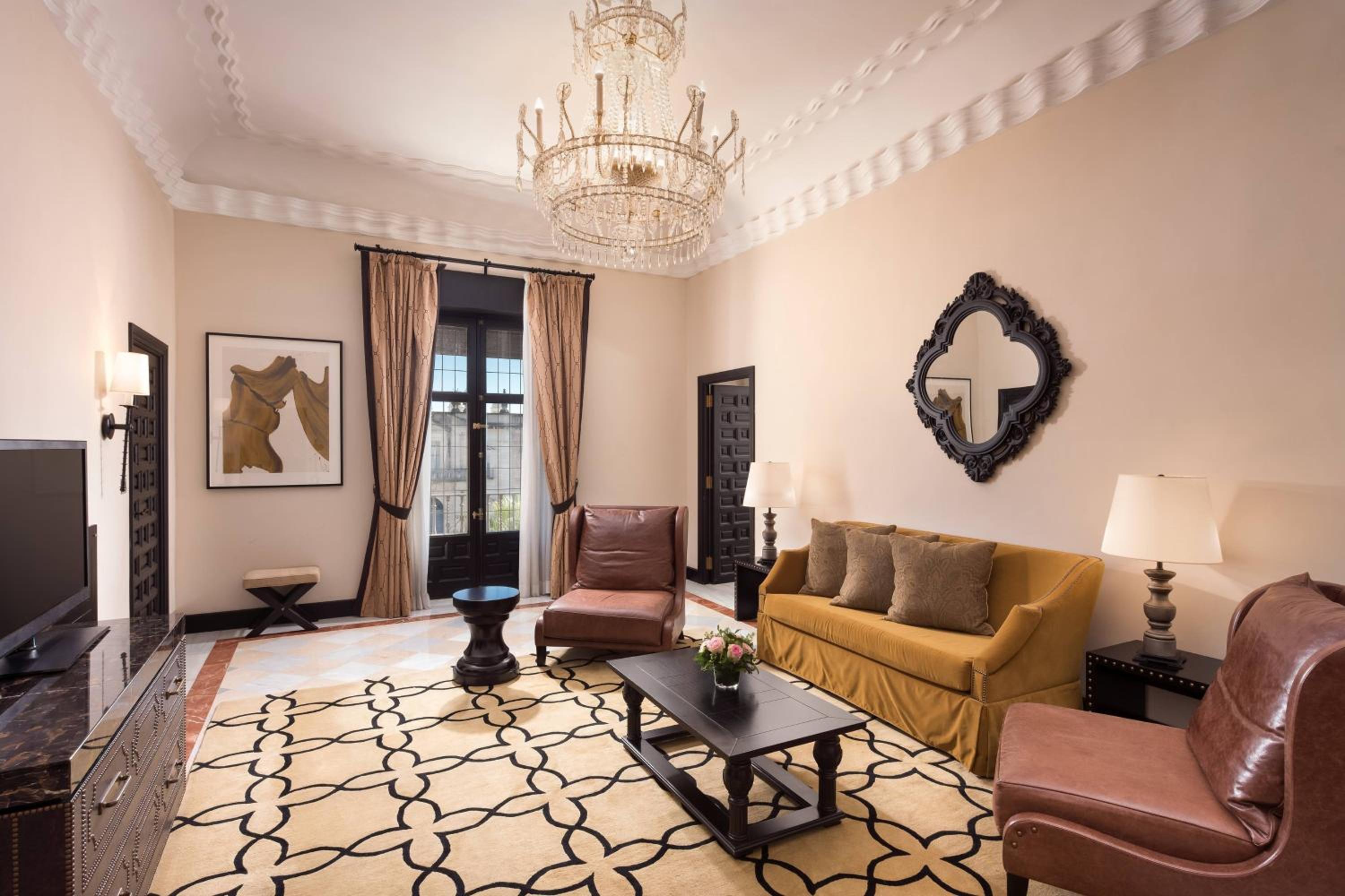 Premium Suite with City View