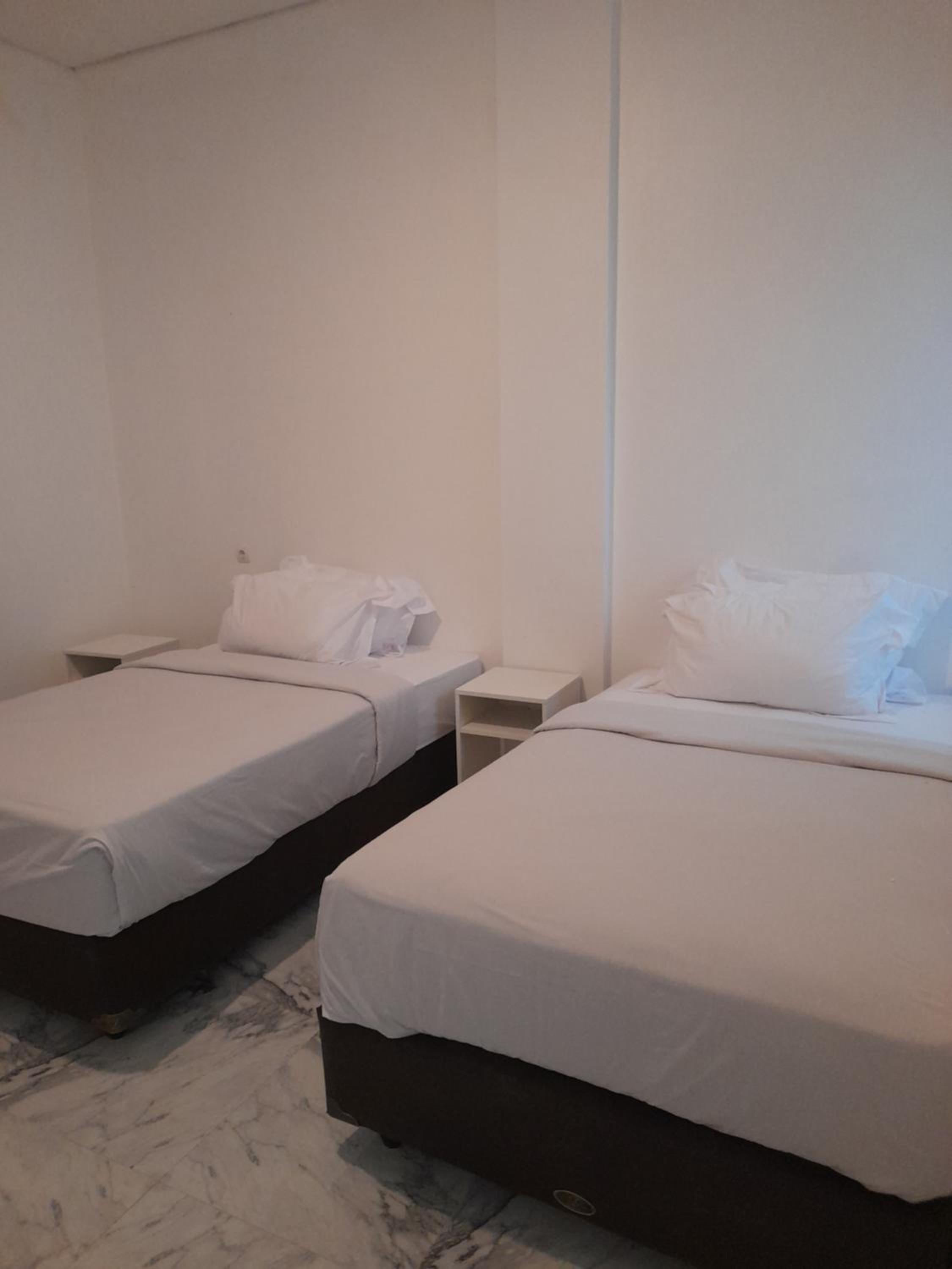Standard Twin Room photo 3