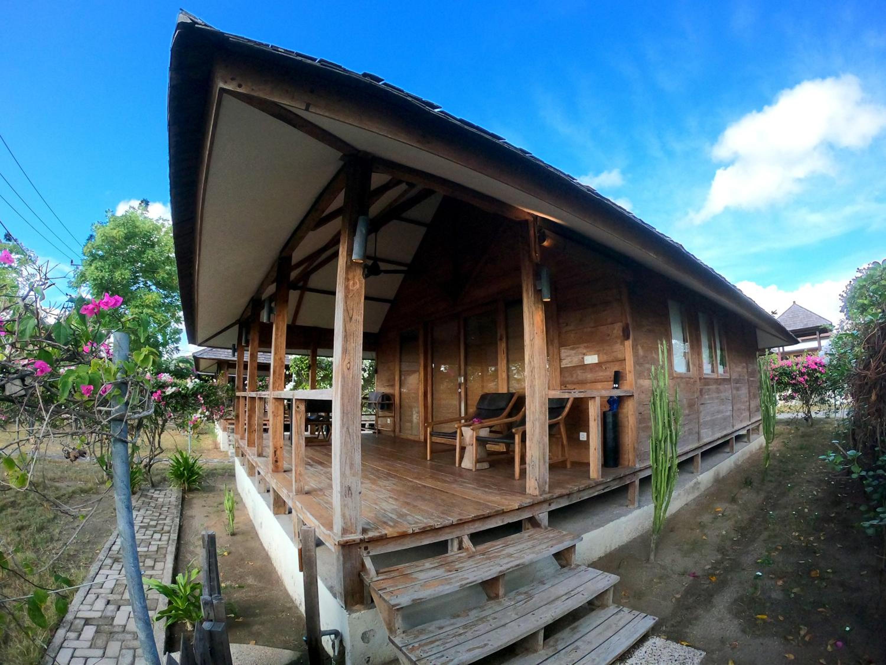 Beachfront Villa - Photo 11