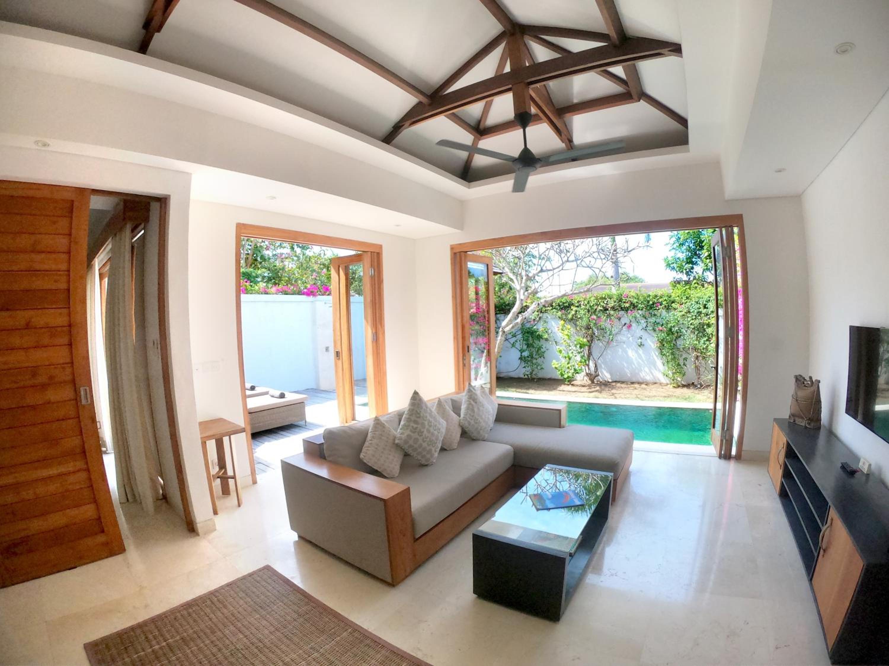 One-Bedroom Pool Villa - Photo 4